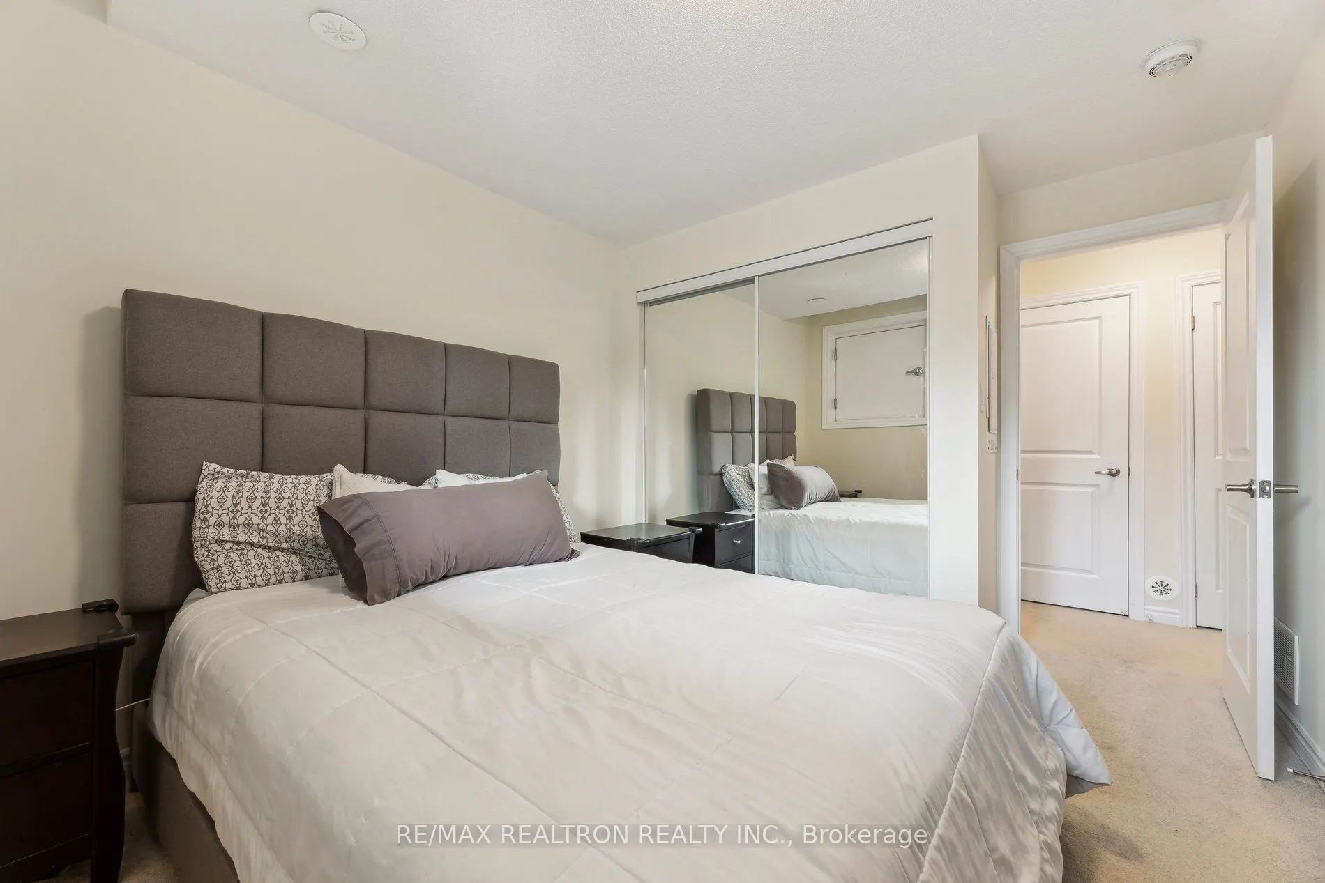 490 Beresford Path, #6