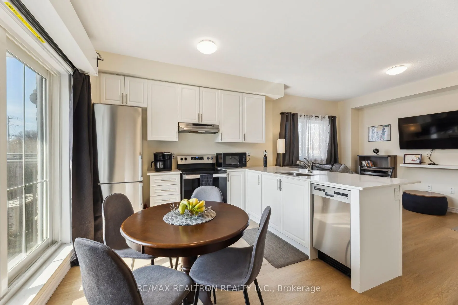 490 Beresford Path, #6