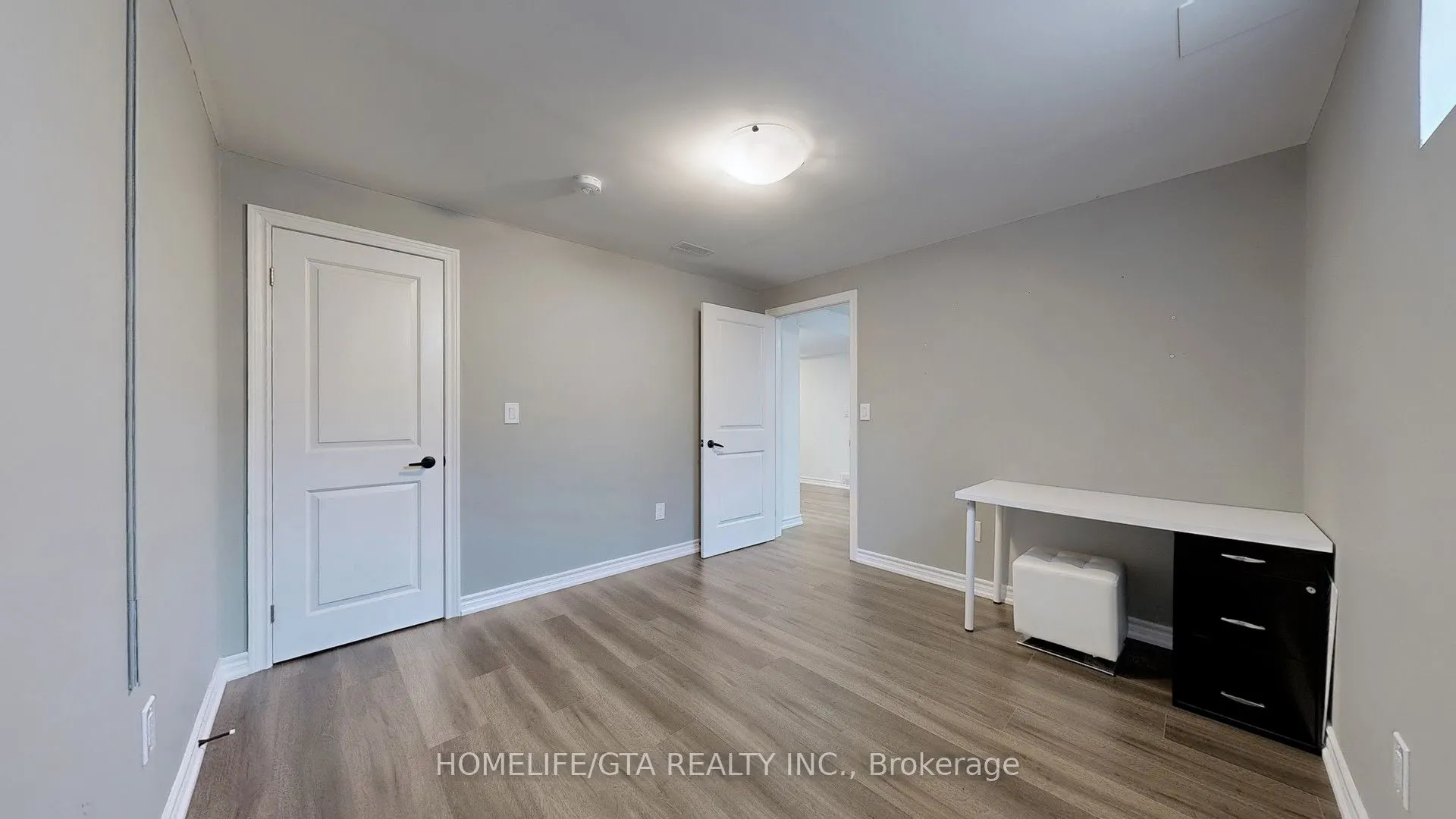 4 Auckland Drive E, #Basement