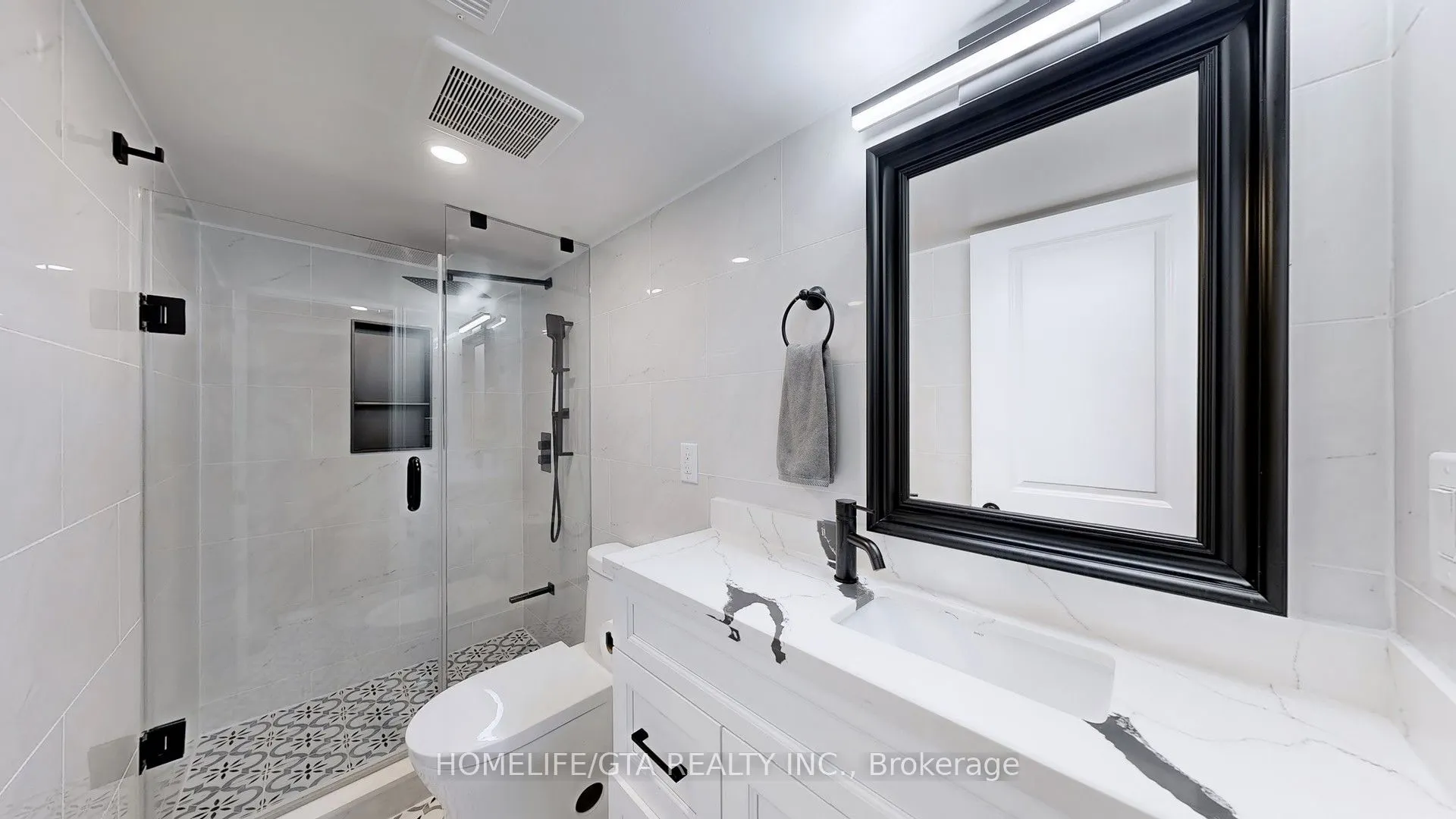 4 Auckland Drive E, #Basement