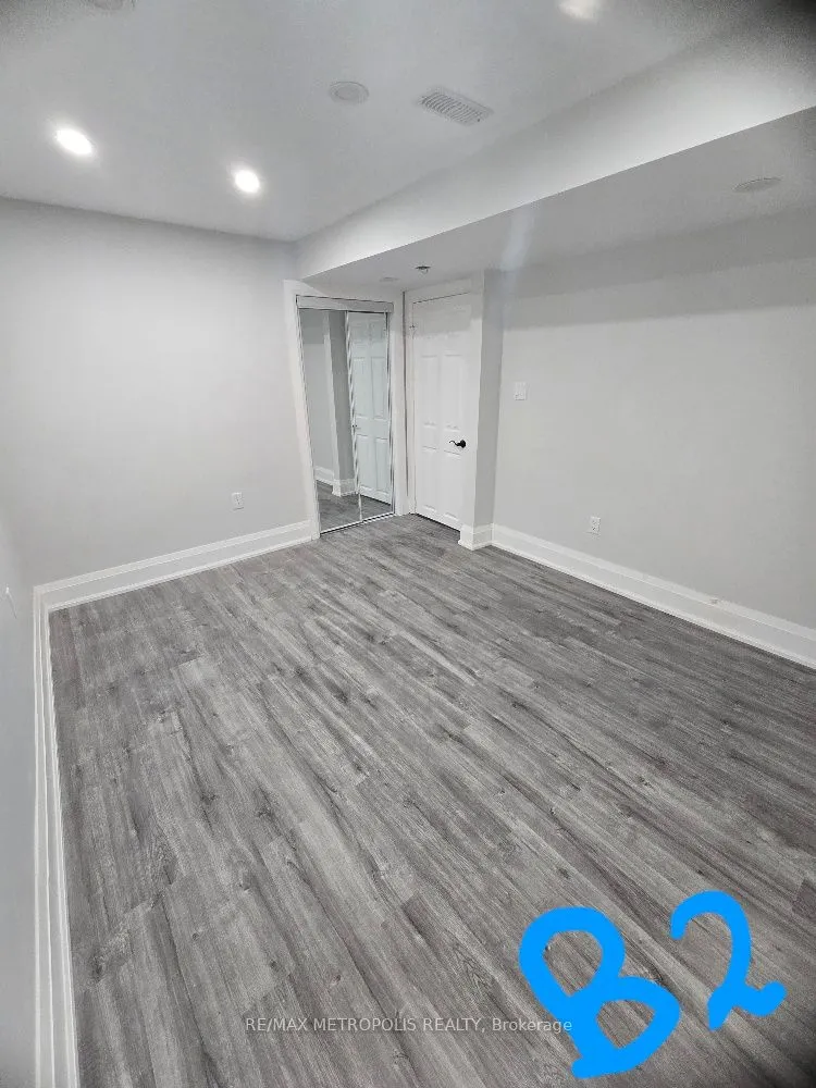 1136 Enchanted Crescent