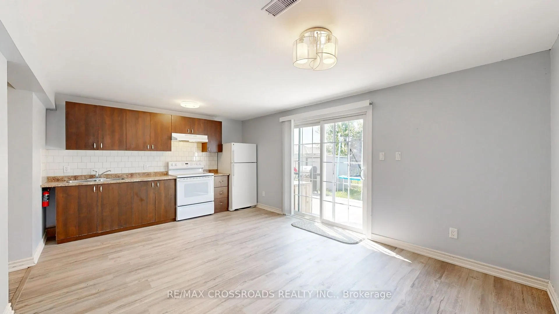 33 Netherway Crescent, #Lower