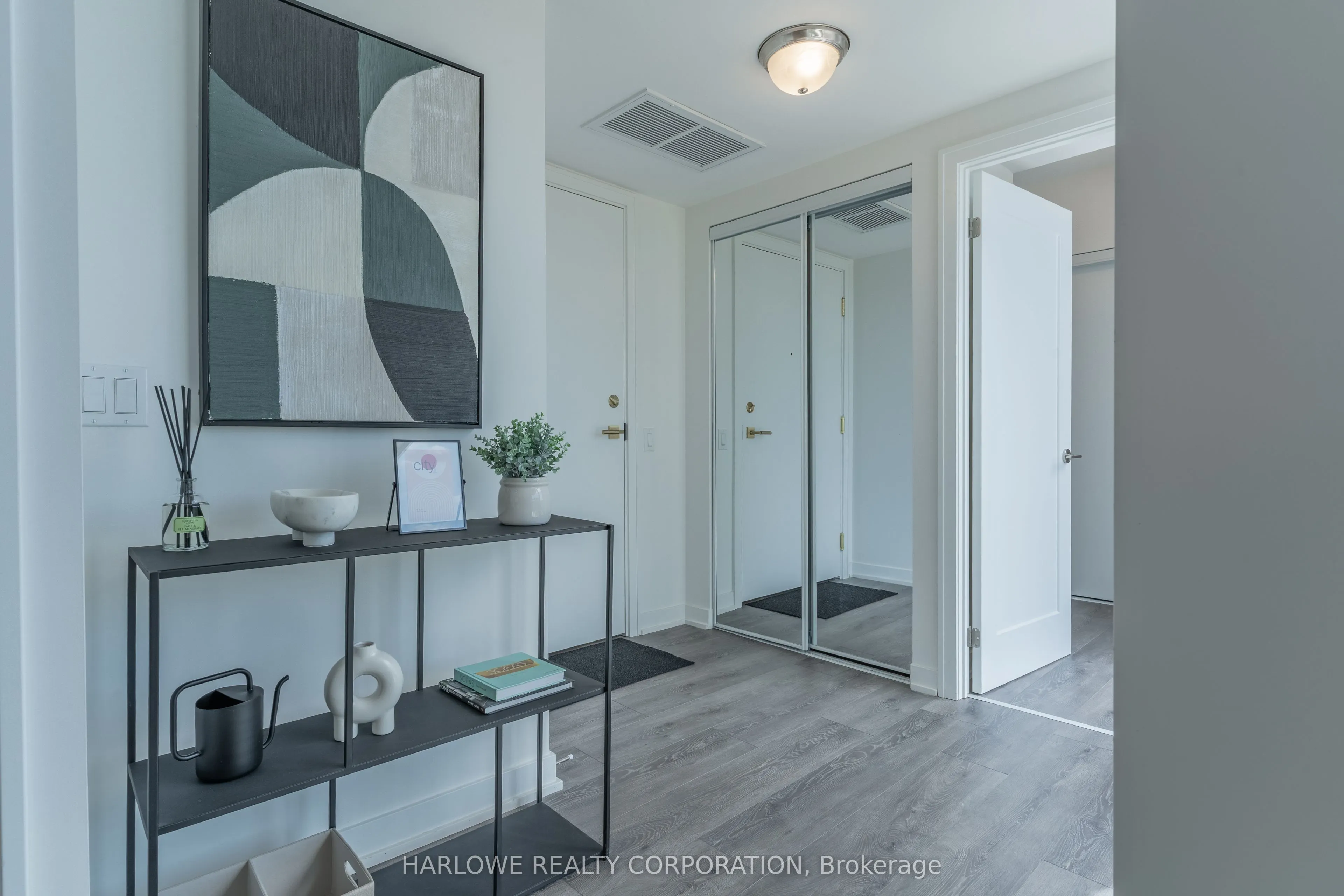 2 Manderley Drive, #501