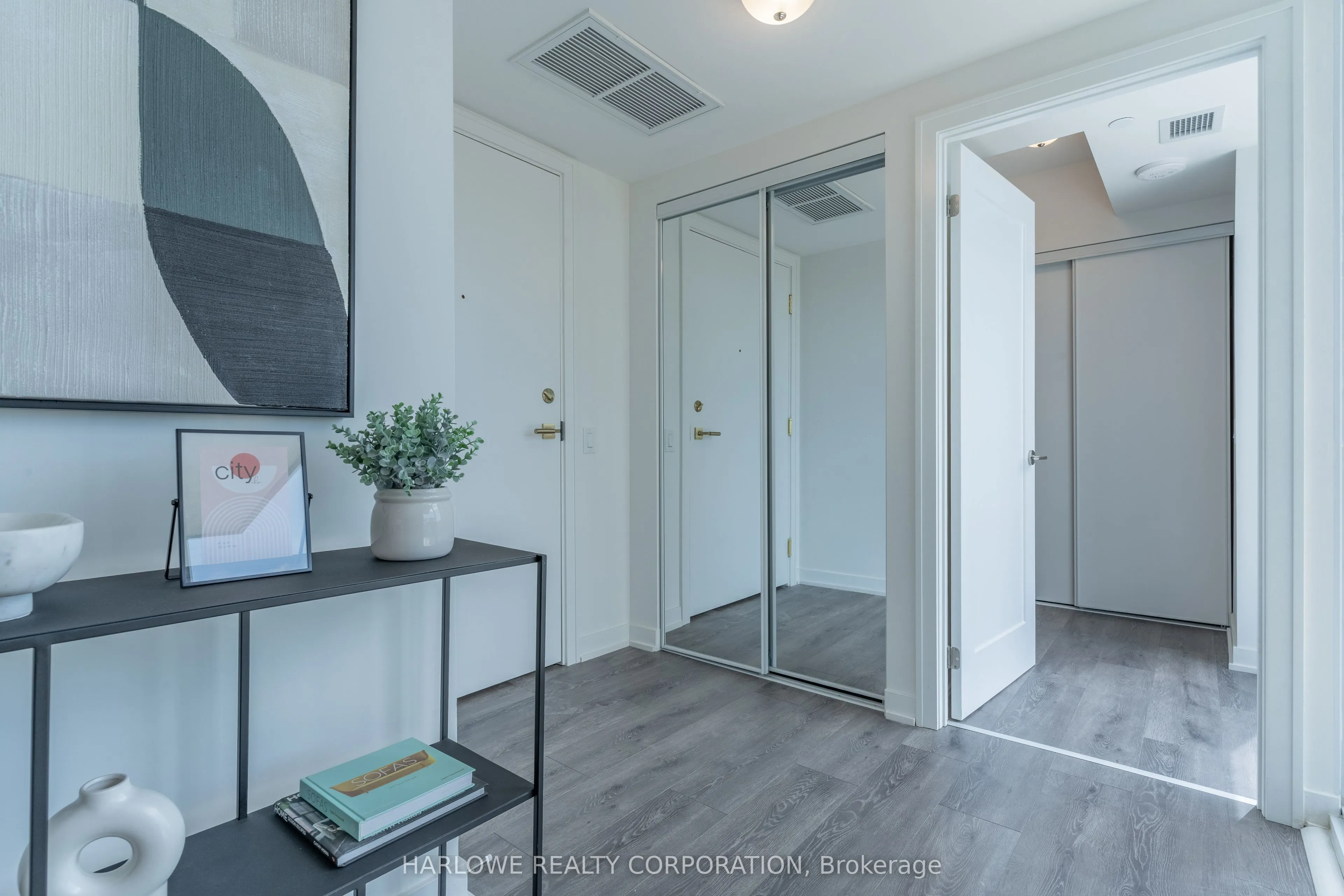 2 Manderley Drive, #501