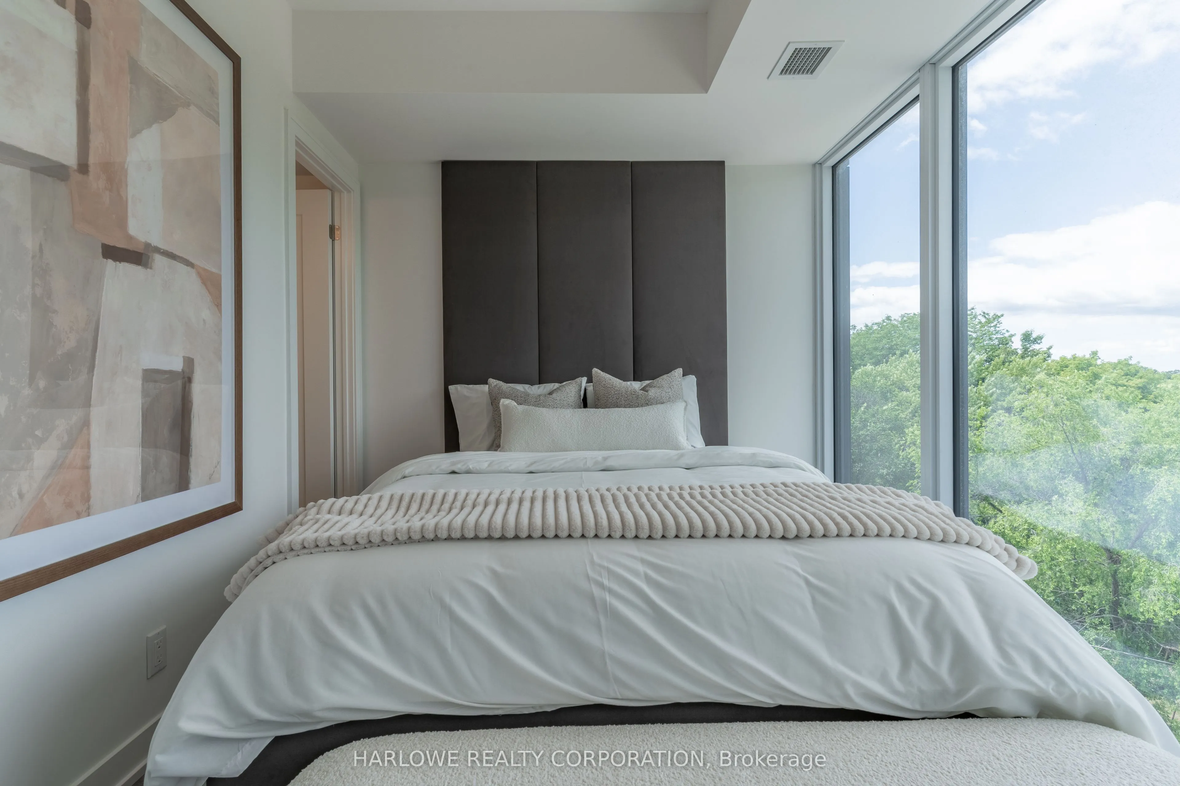 2 Manderley Drive, #501