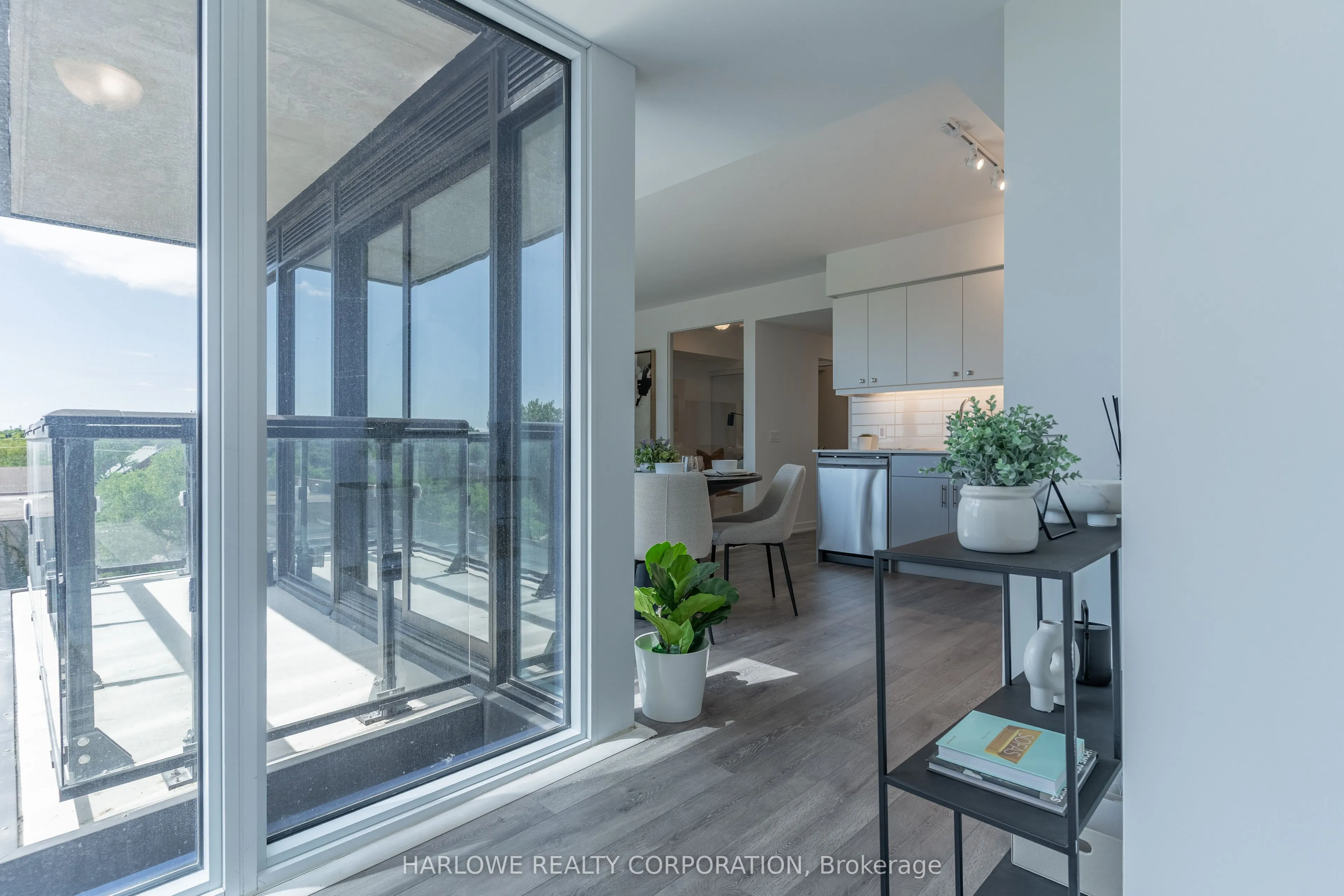 2 Manderley Drive, #501