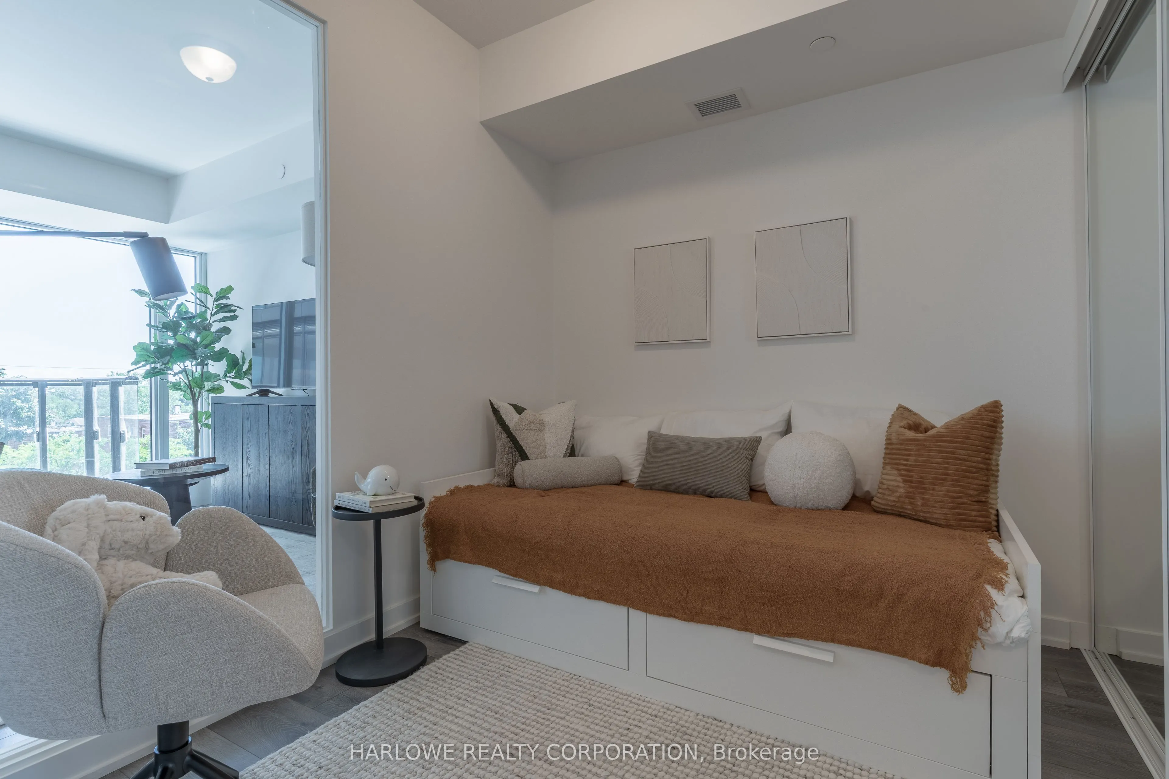 2 Manderley Drive, #501