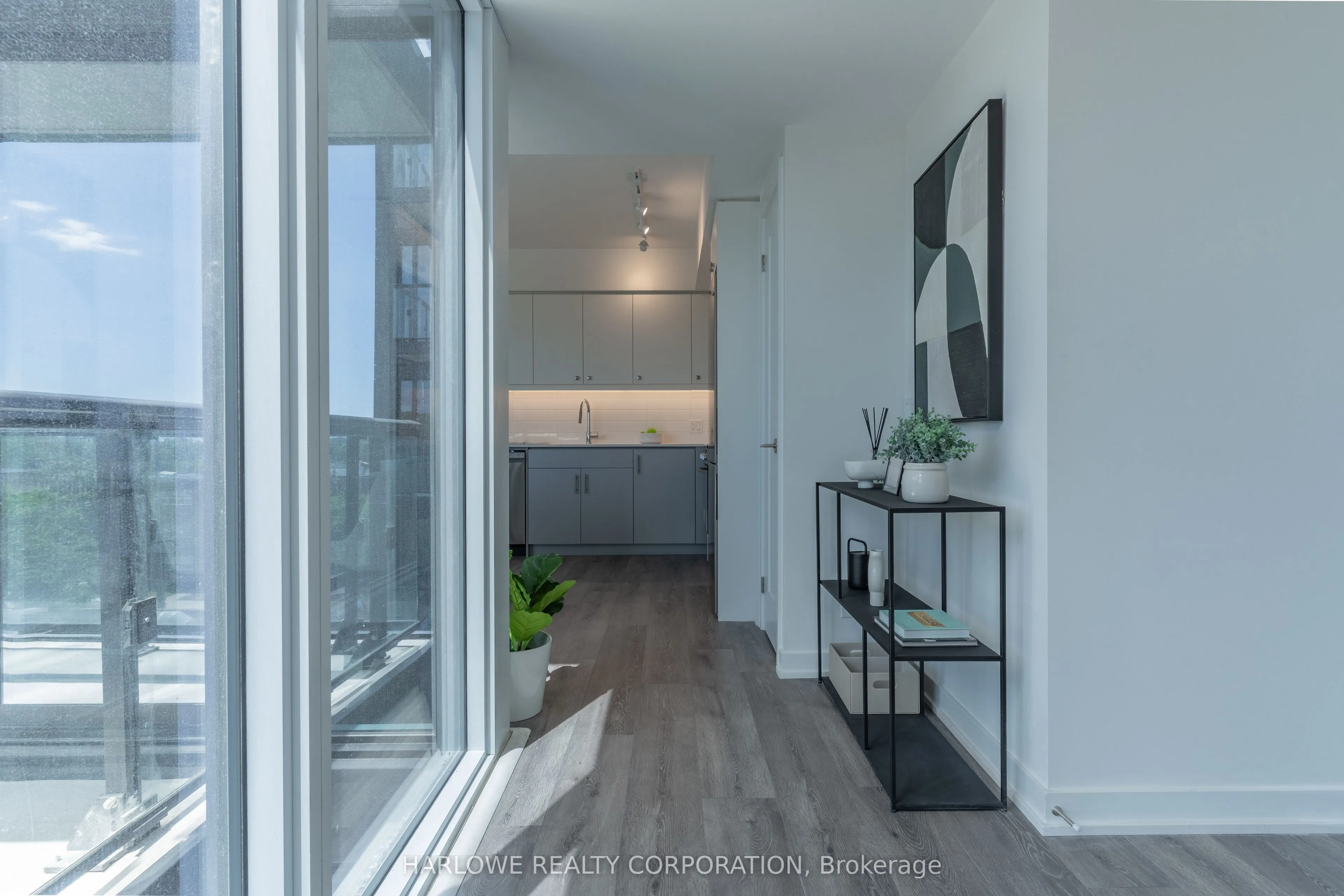 2 Manderley Drive, #501