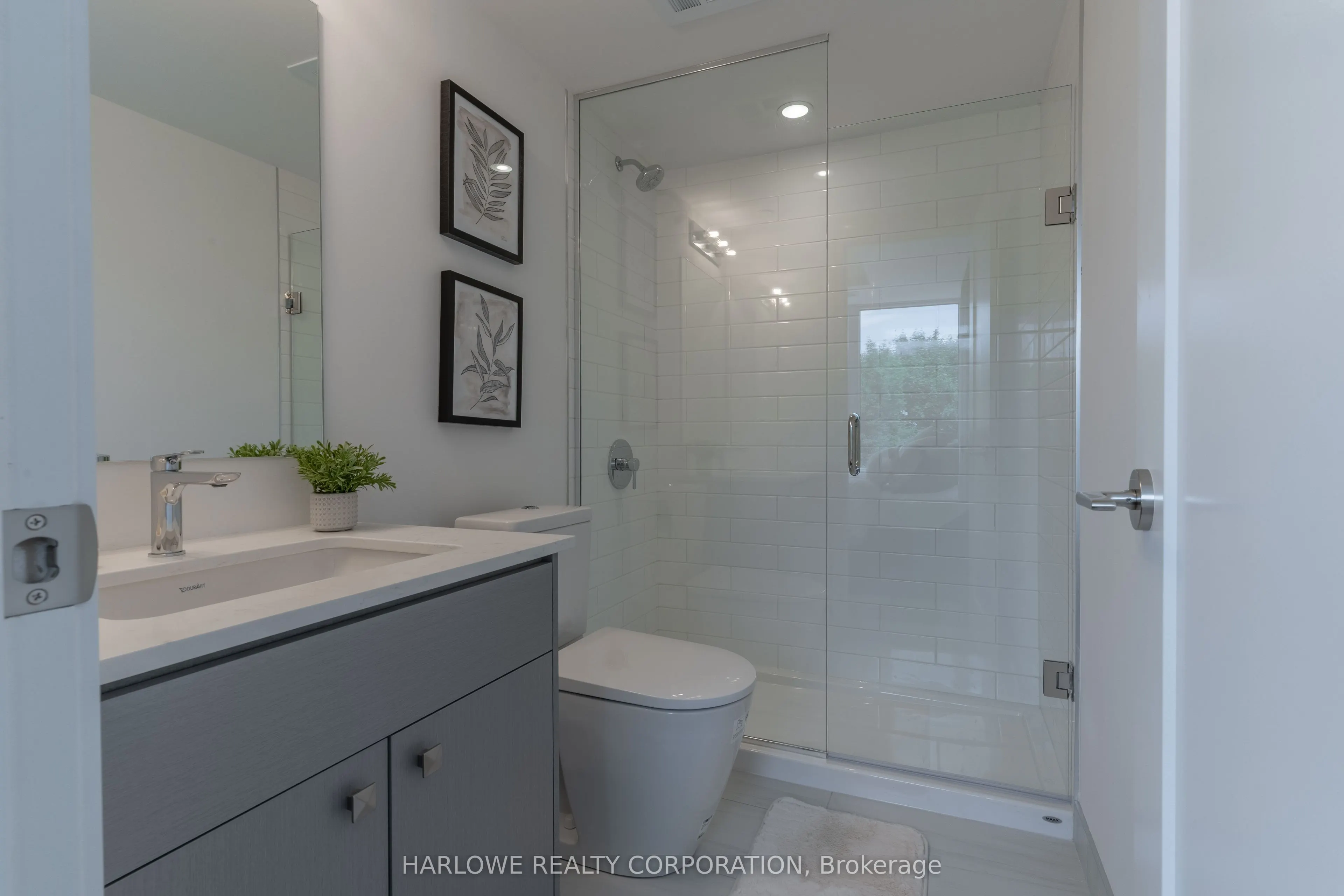 2 Manderley Drive, #501