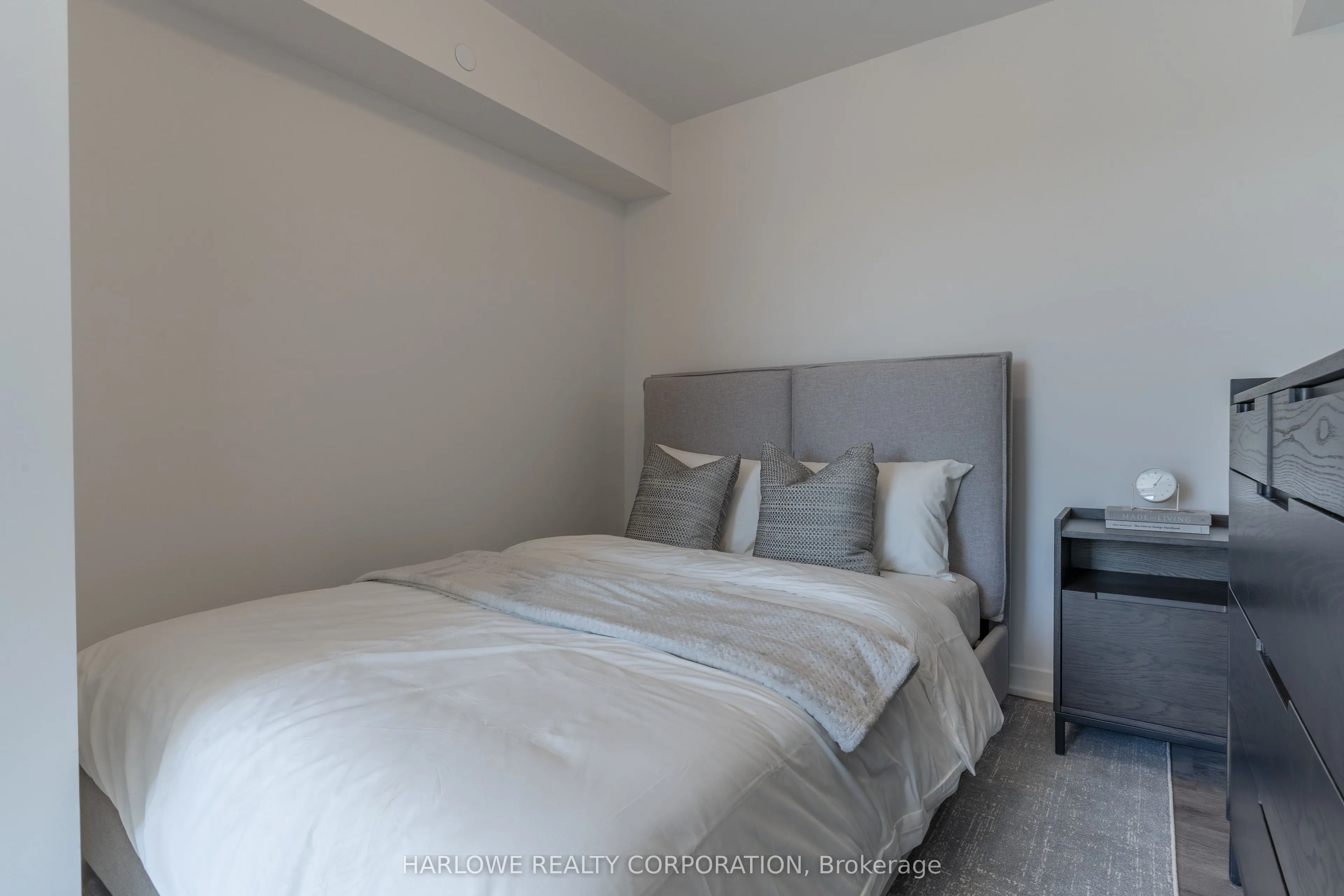 2 Manderley Drive, #501