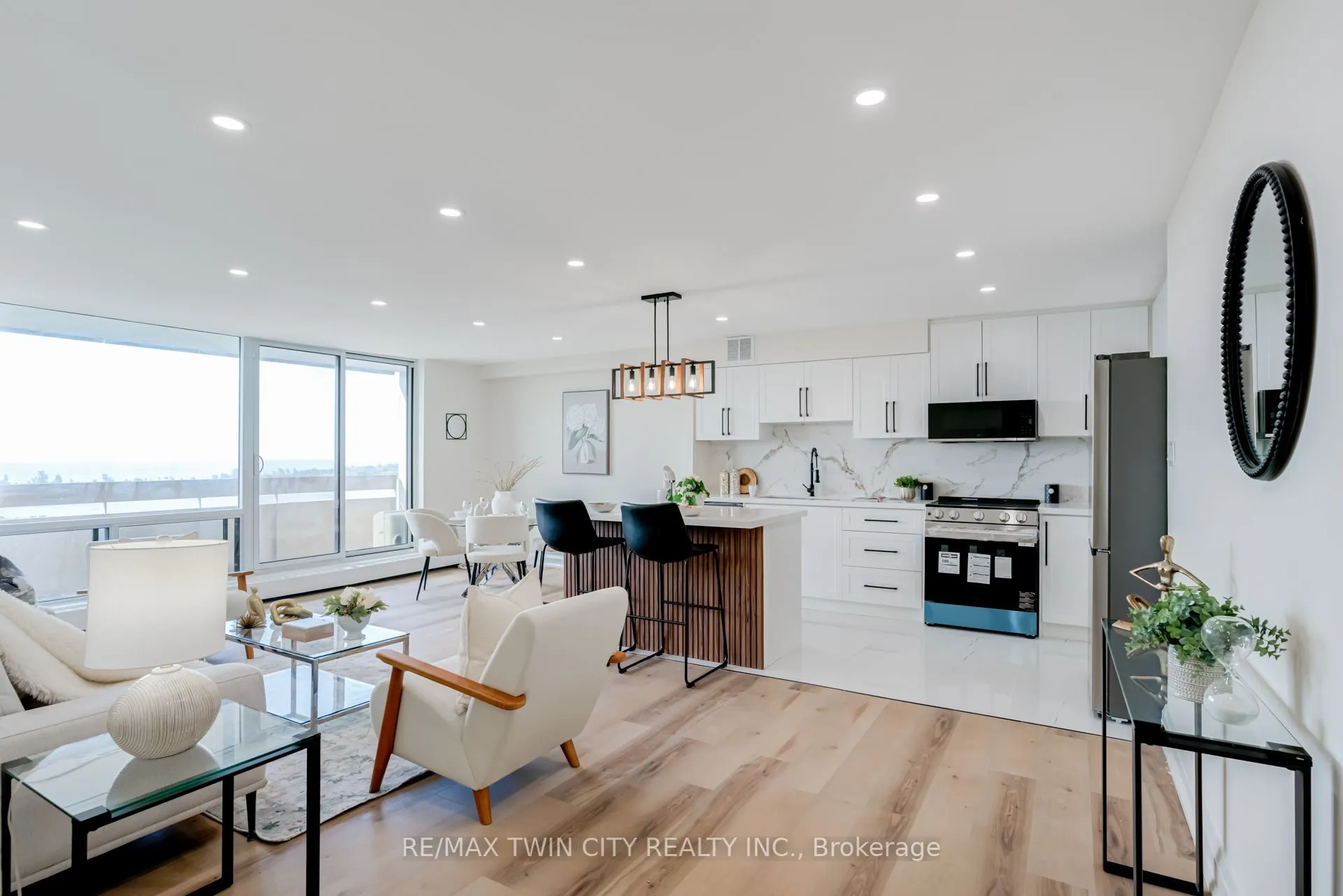 1210 Radom Street, #1507