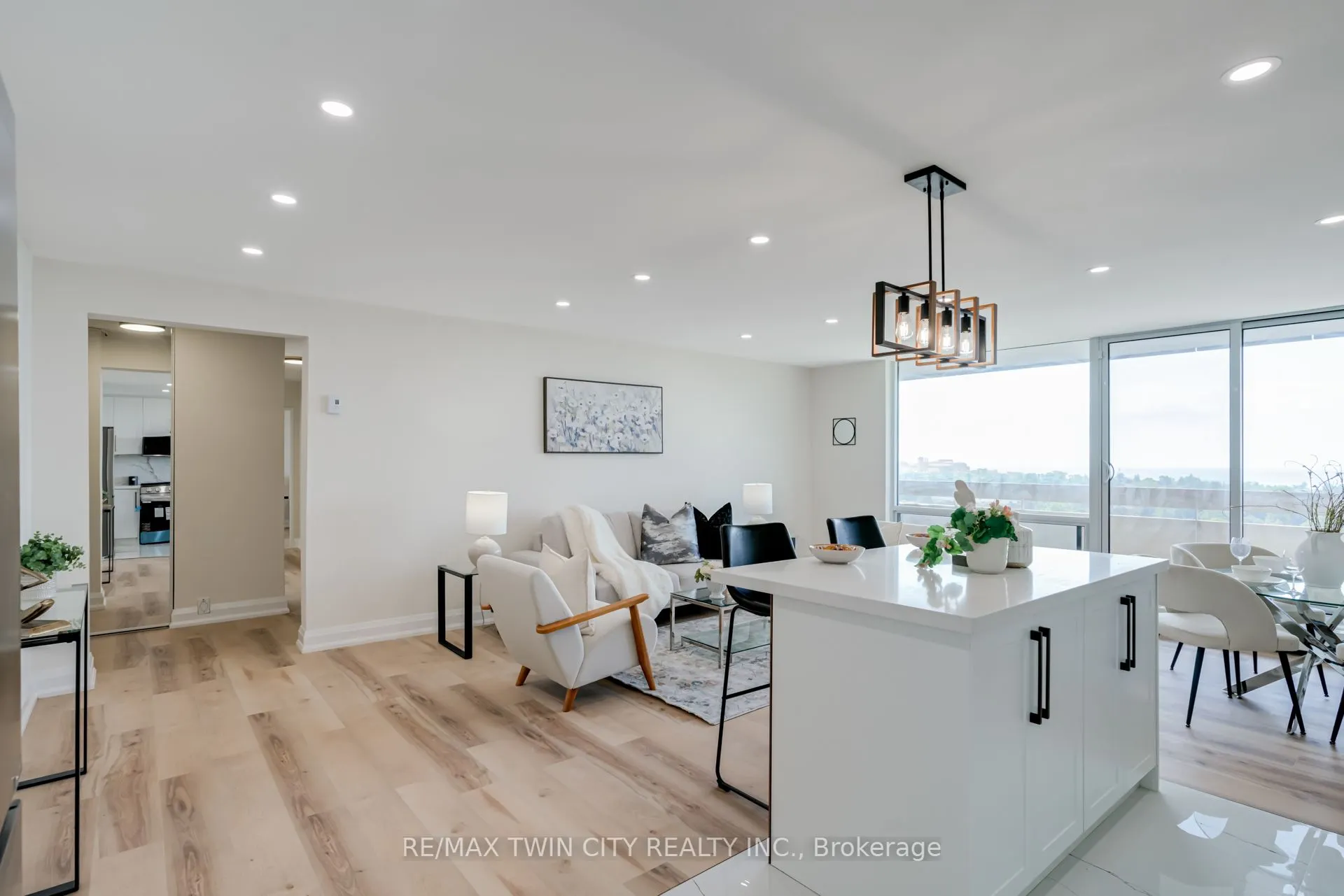 1210 Radom Street, #1507