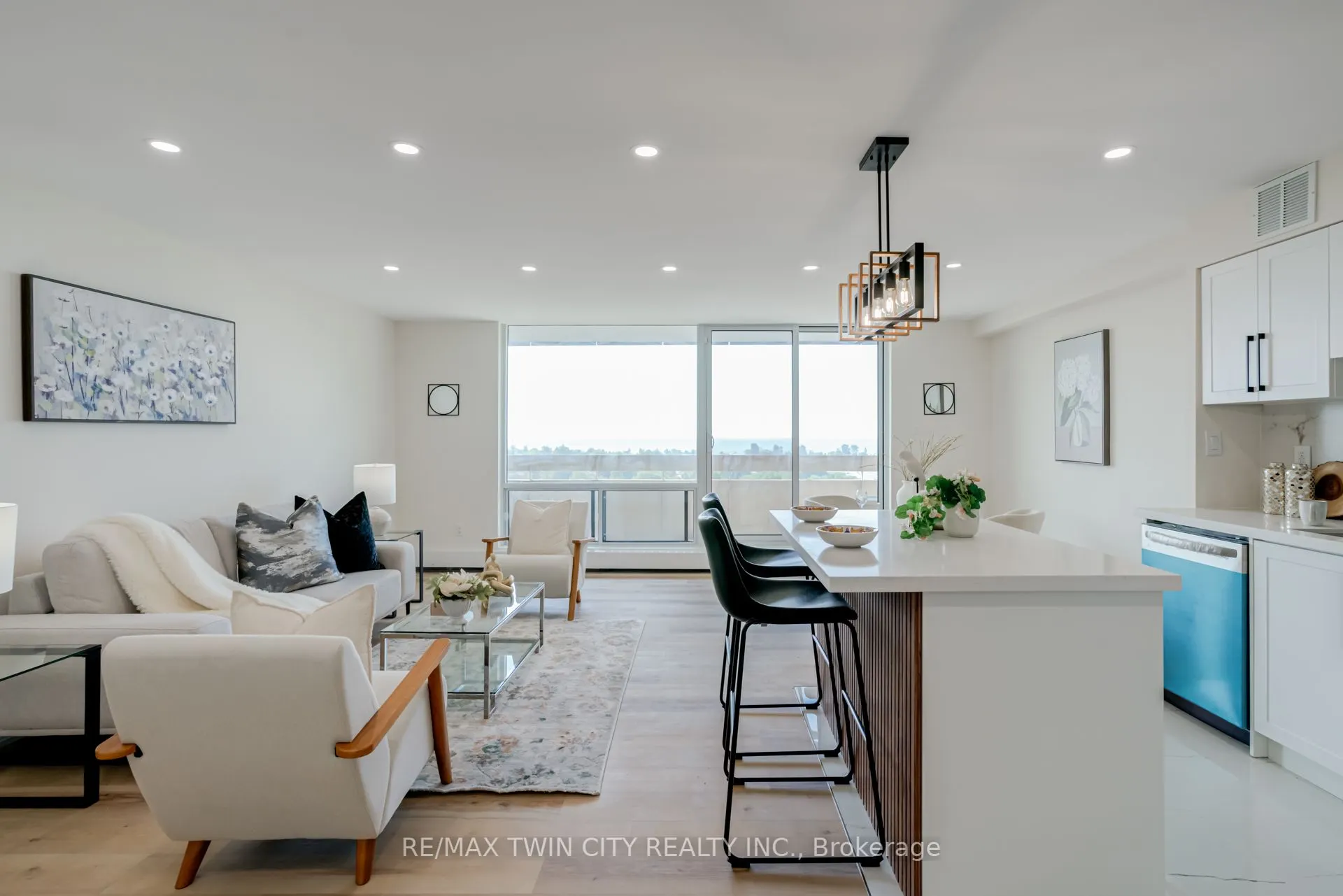 1210 Radom Street, #1507