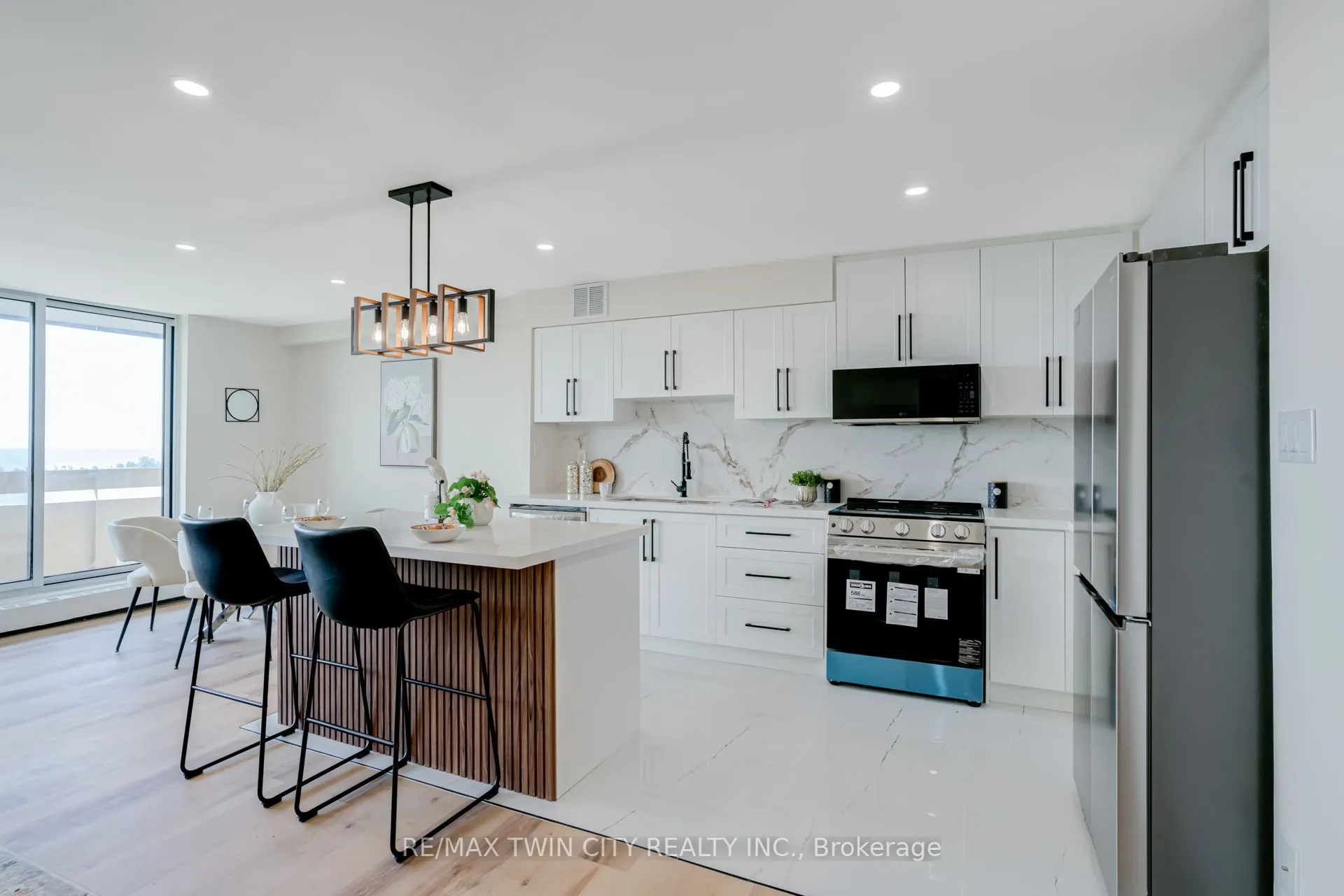 1210 Radom Street, #1507