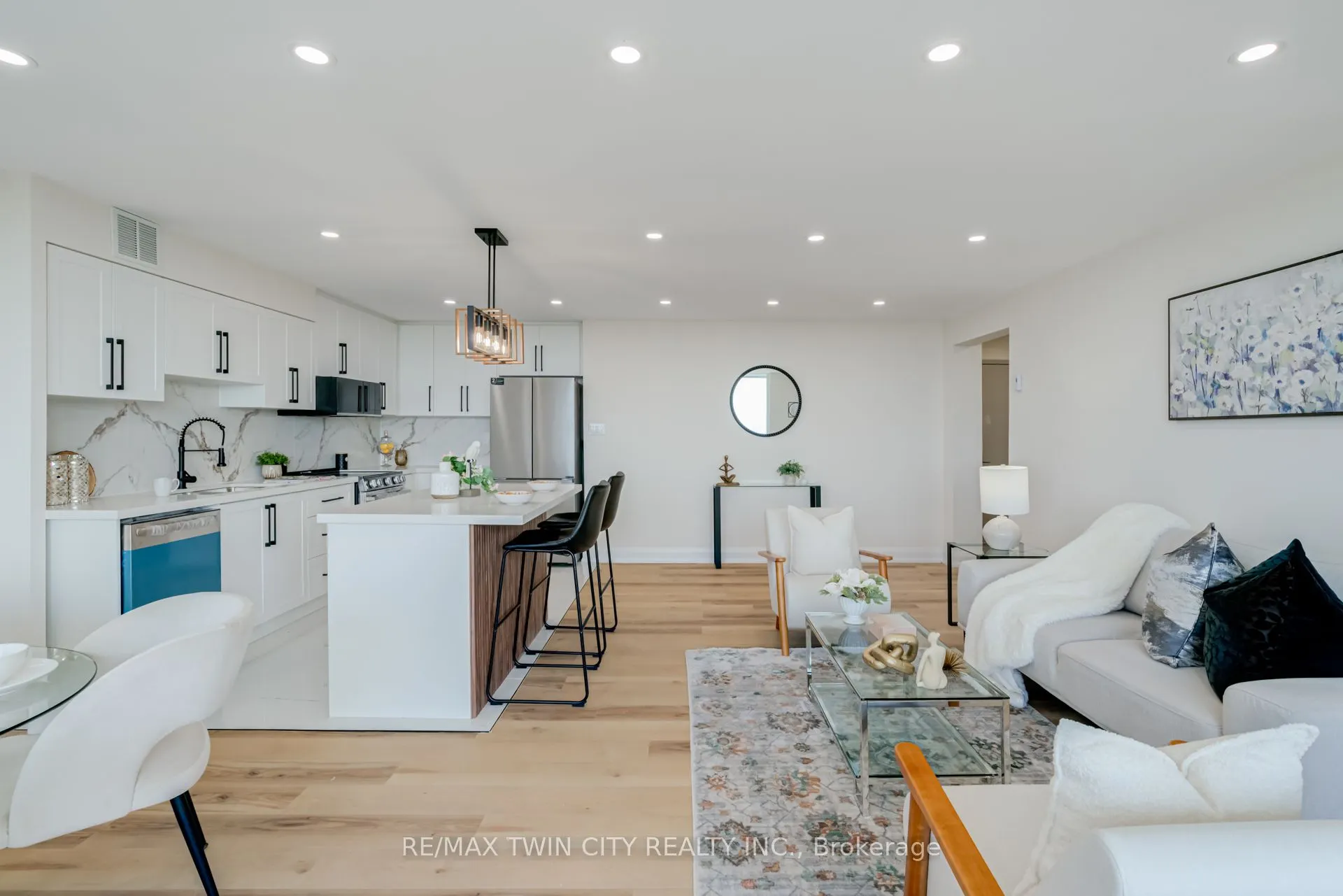 1210 Radom Street, #1507
