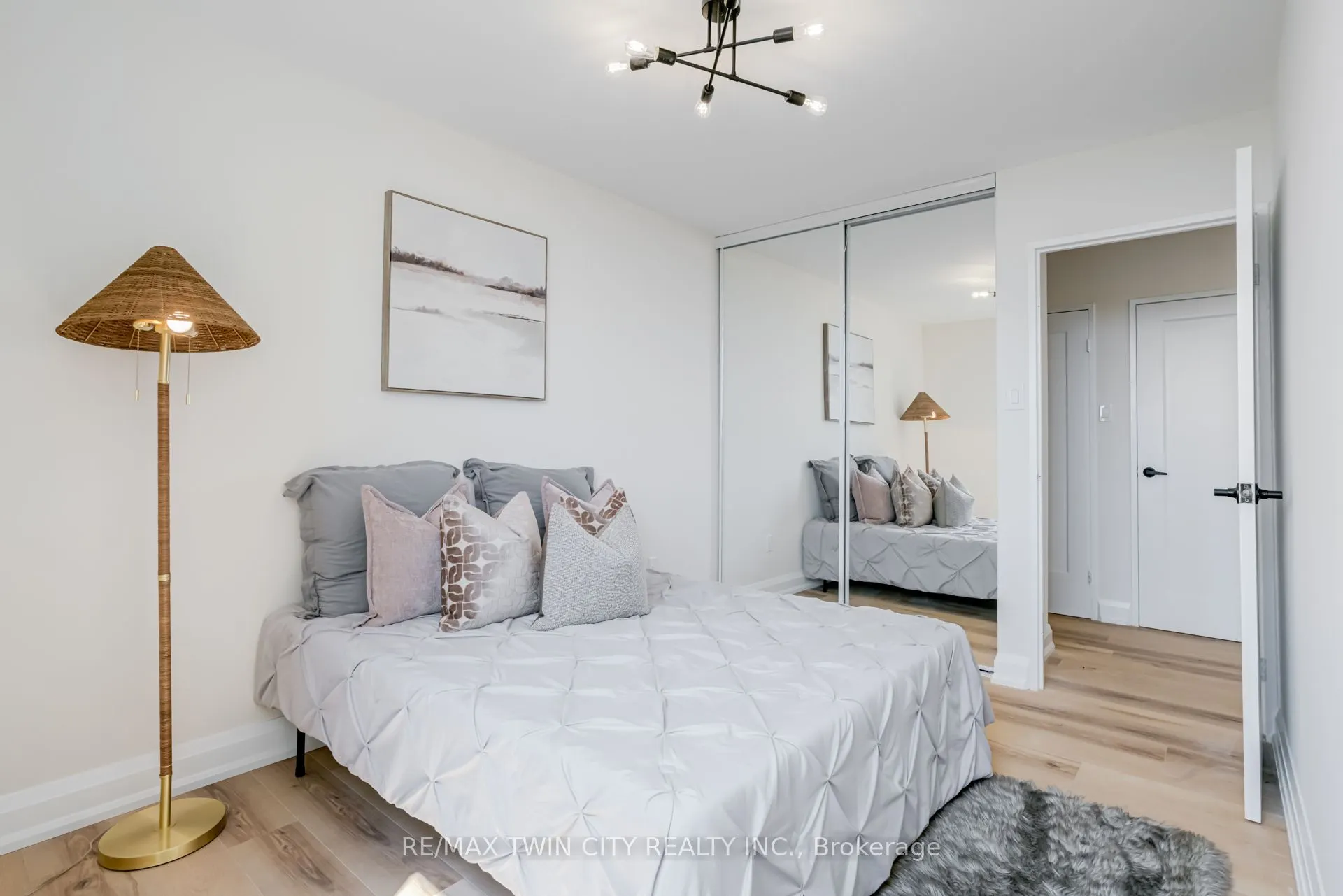 1210 Radom Street, #1507