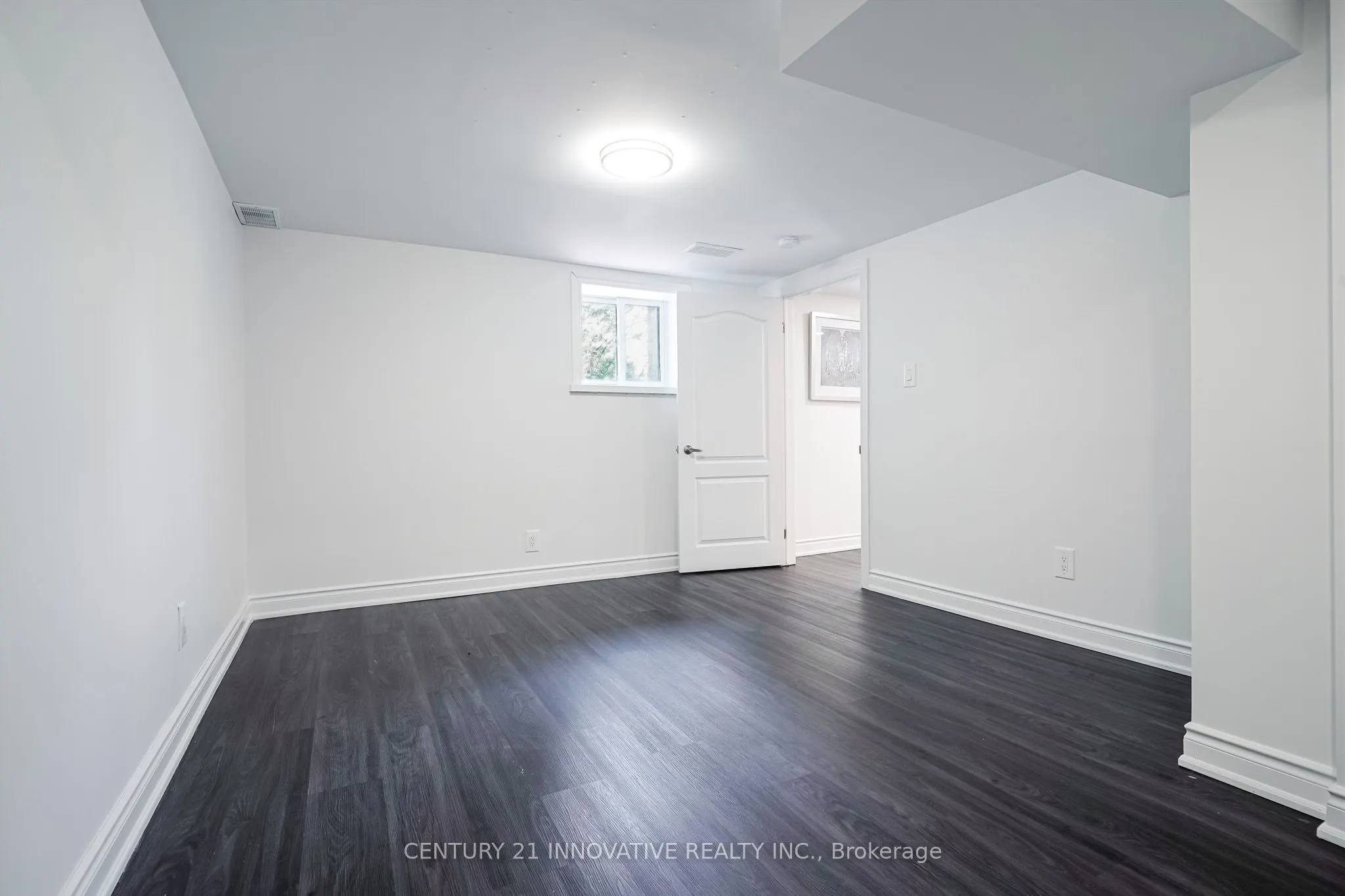 73 Thornbeck Drive, #Lower