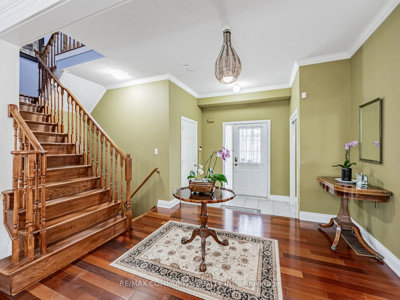 44 Mourning Dove Crescent