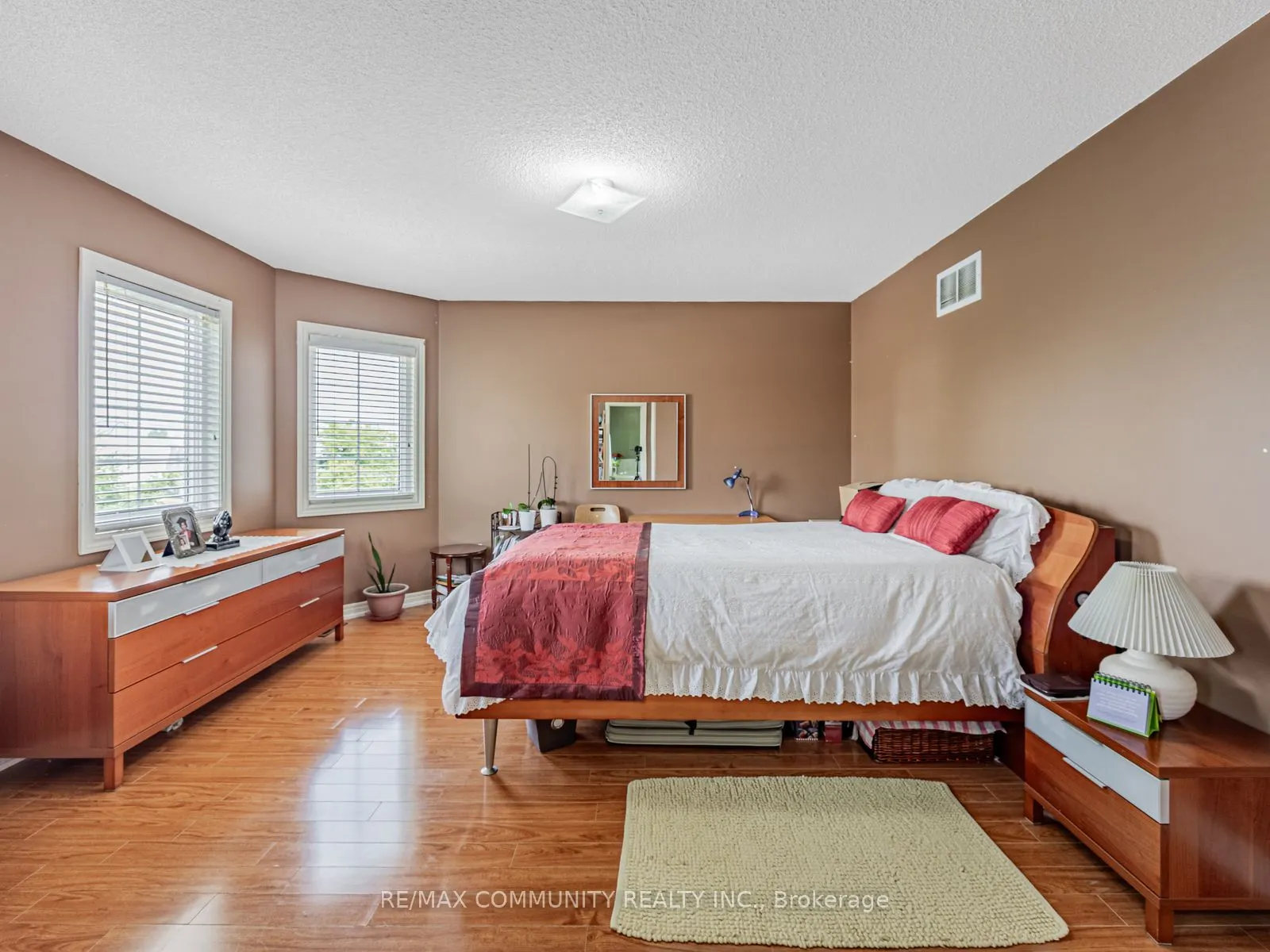 44 Mourning Dove Crescent