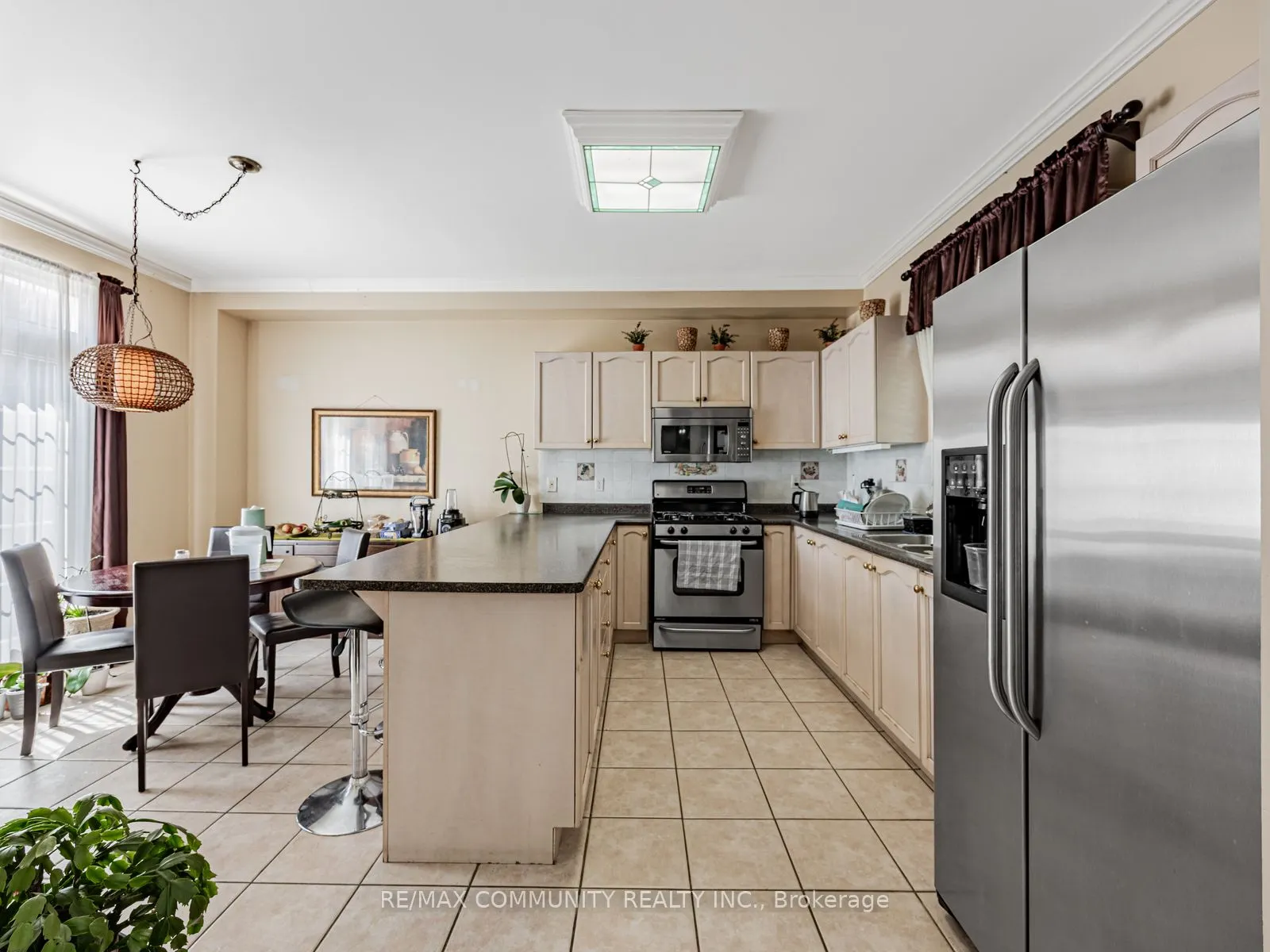 44 Mourning Dove Crescent