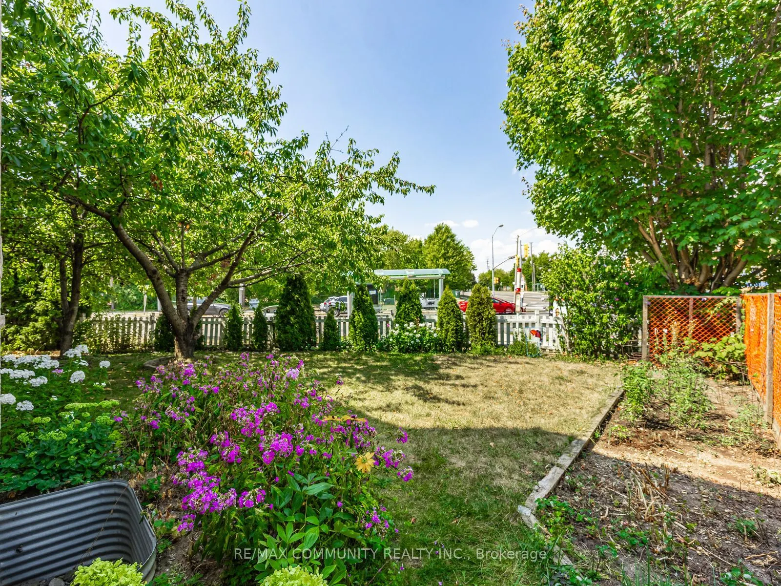 44 Mourning Dove Crescent