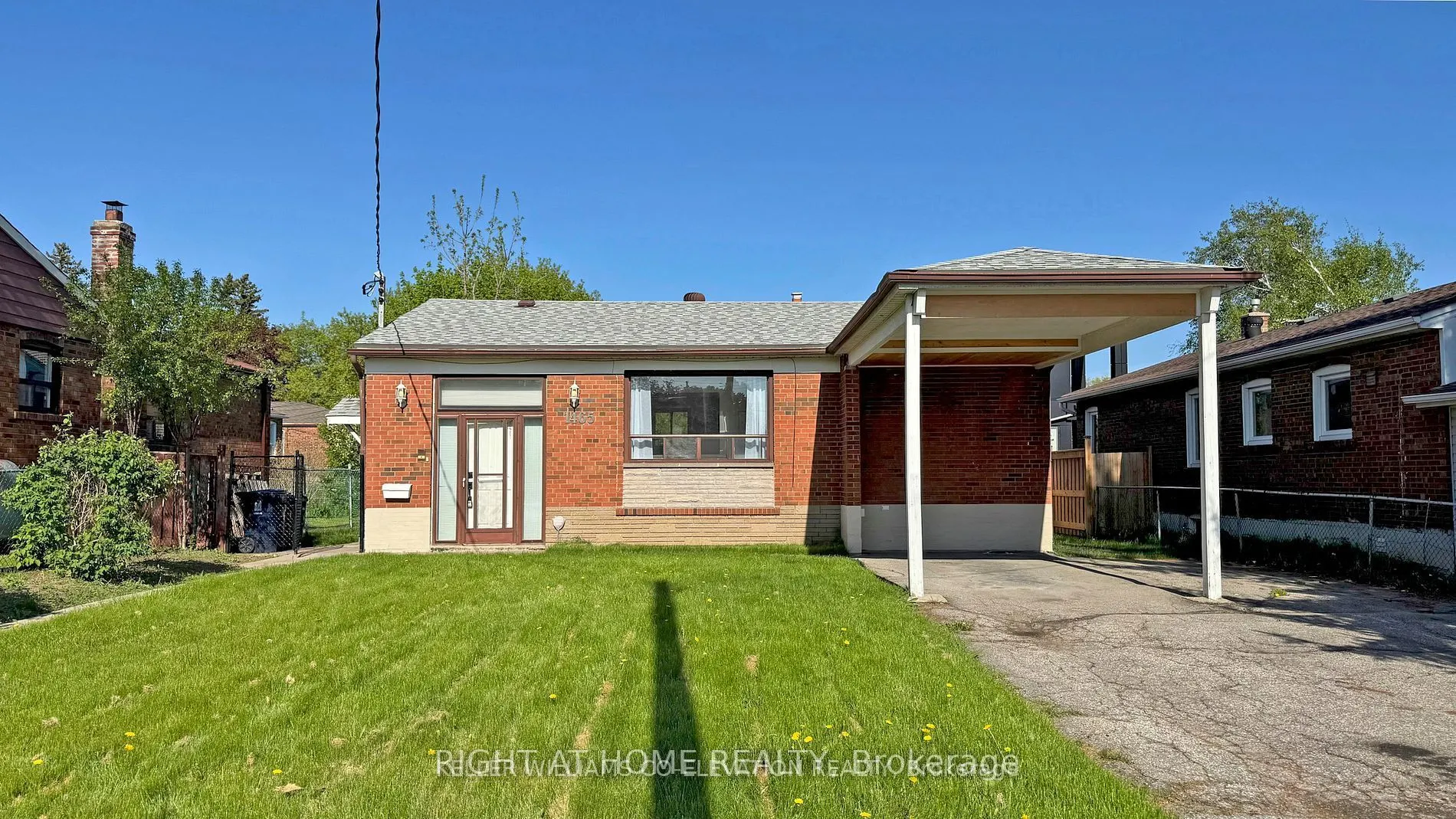 1465 Danforth Road, #Basement