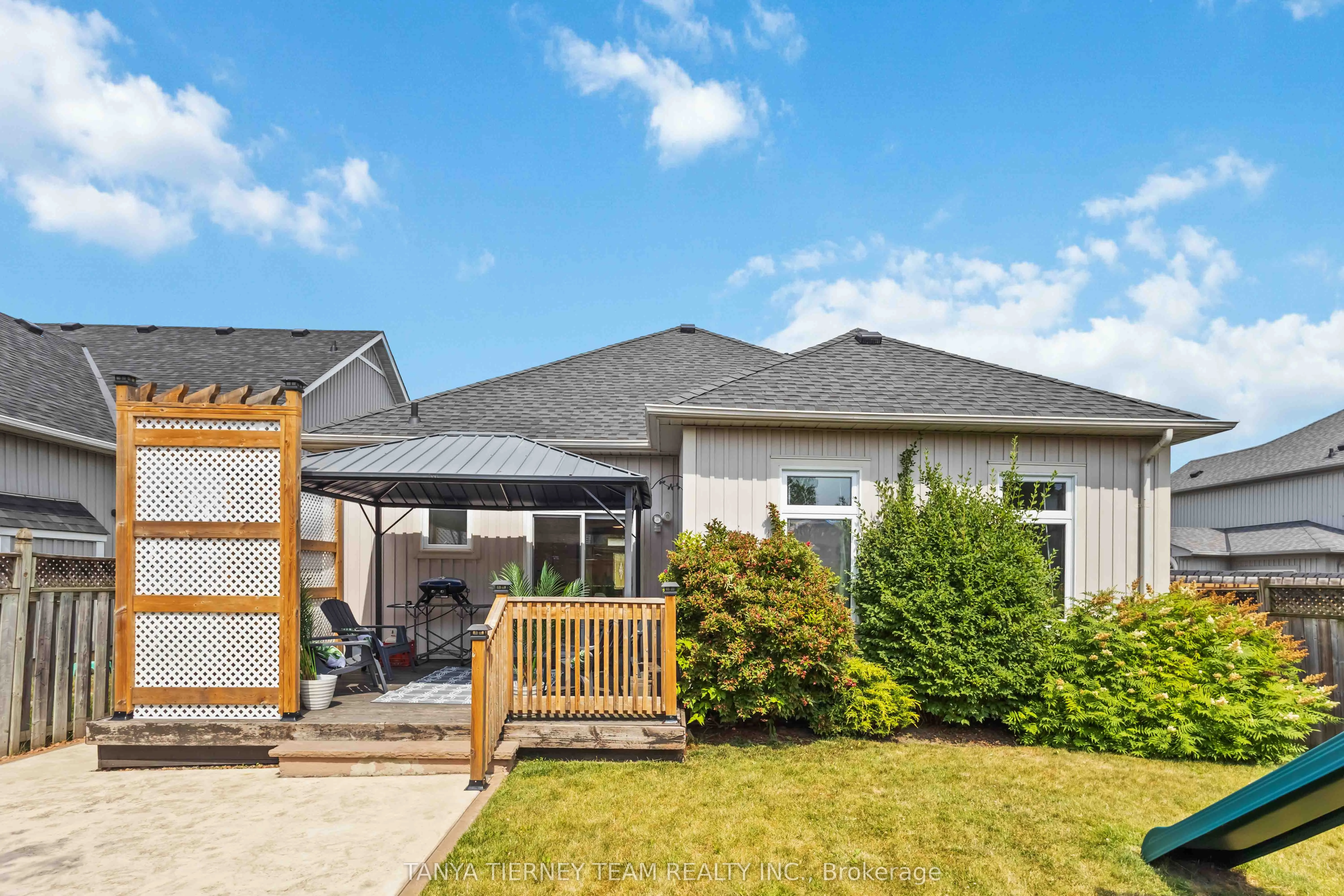 26 Wilshire Drive