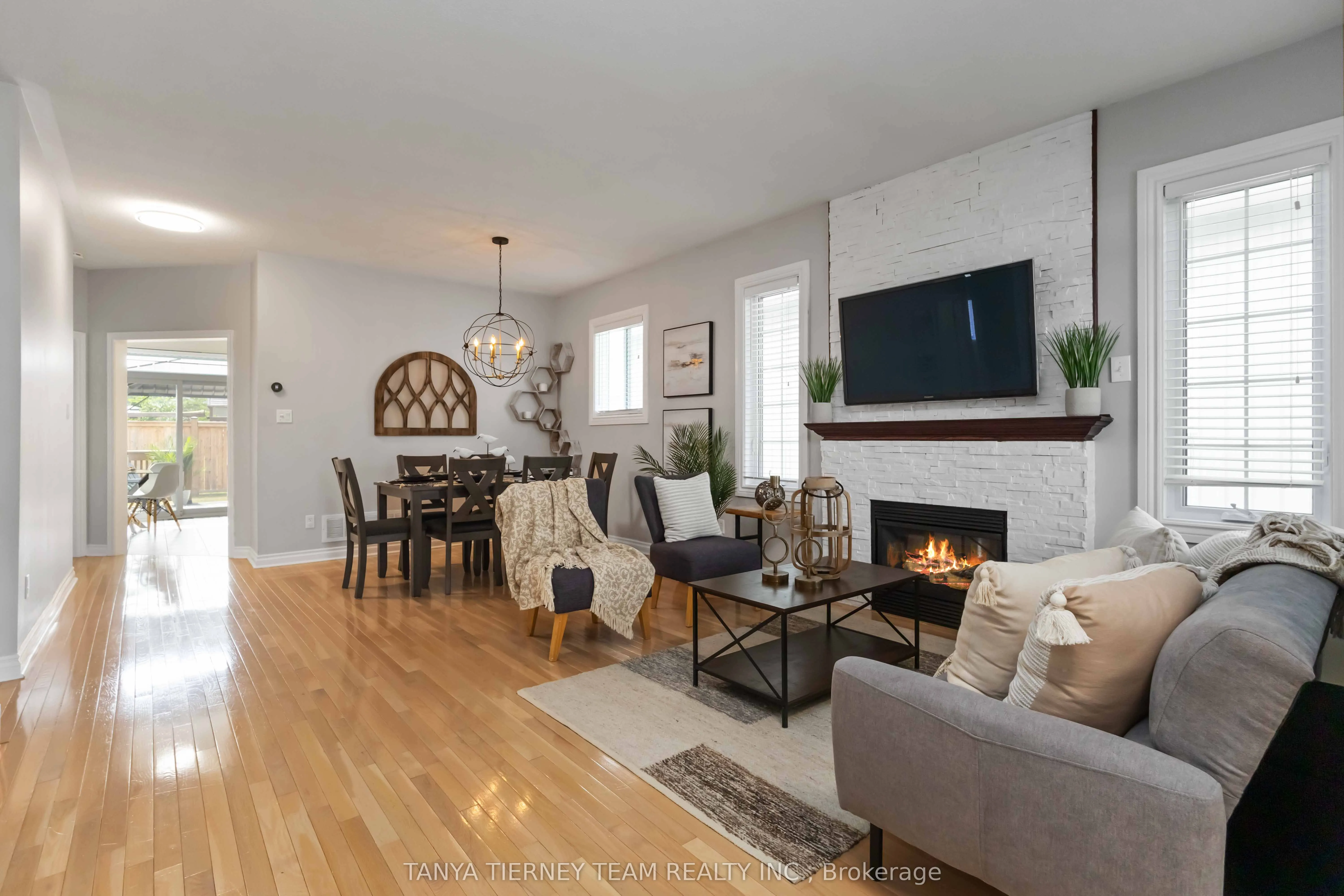 26 Wilshire Drive