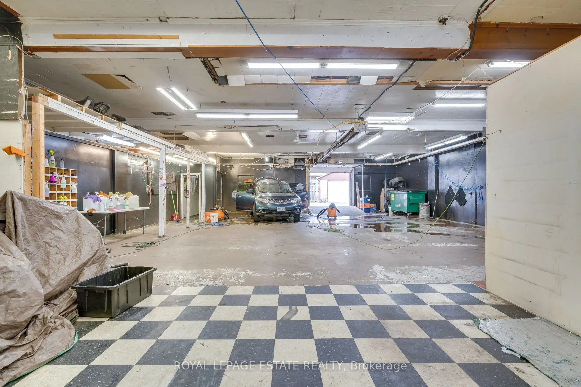 2230 Kingston Road