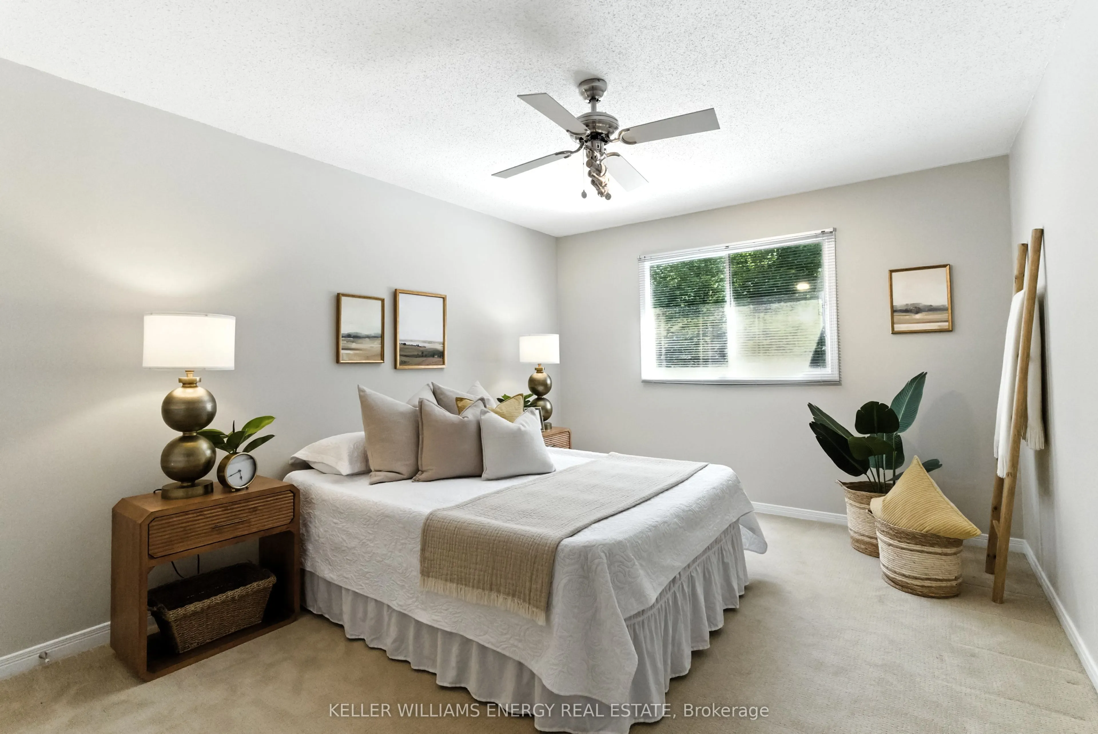 807 Regal Crescent