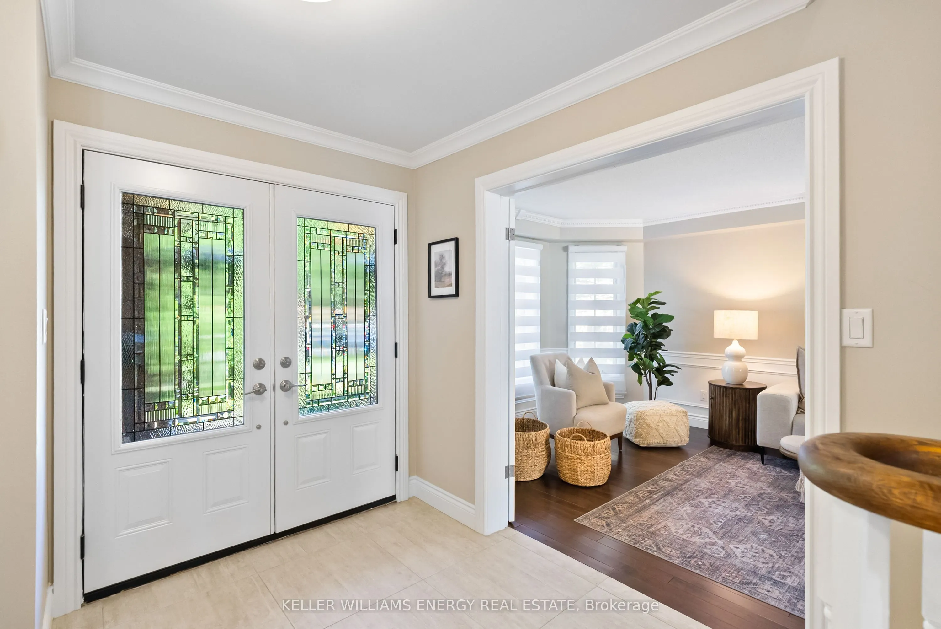 807 Regal Crescent