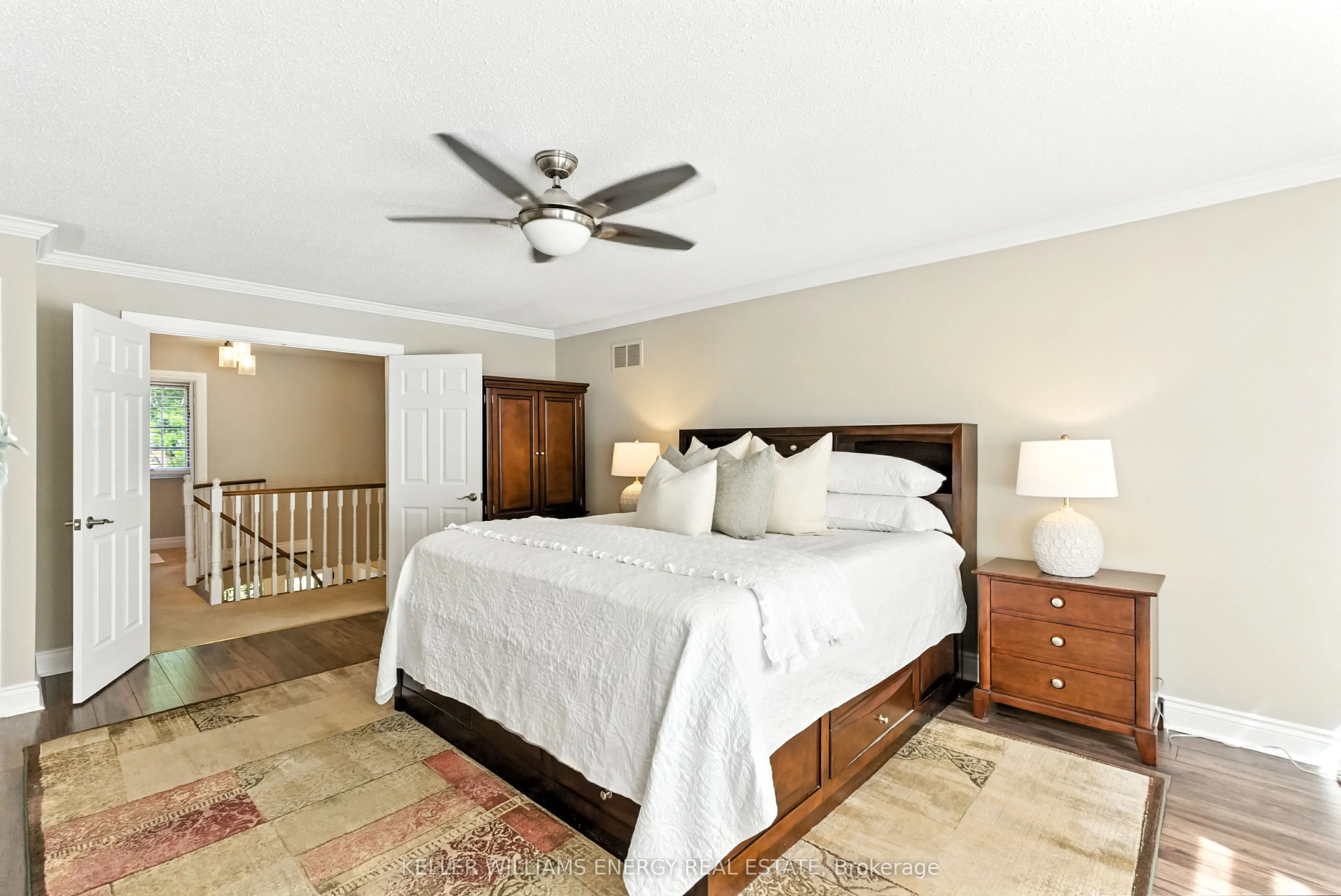 807 Regal Crescent