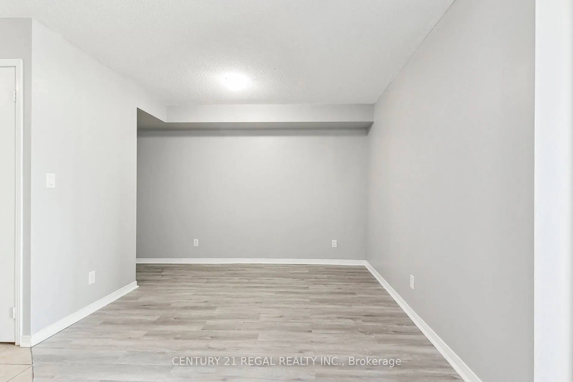 8 Rosebank Drive, #9G