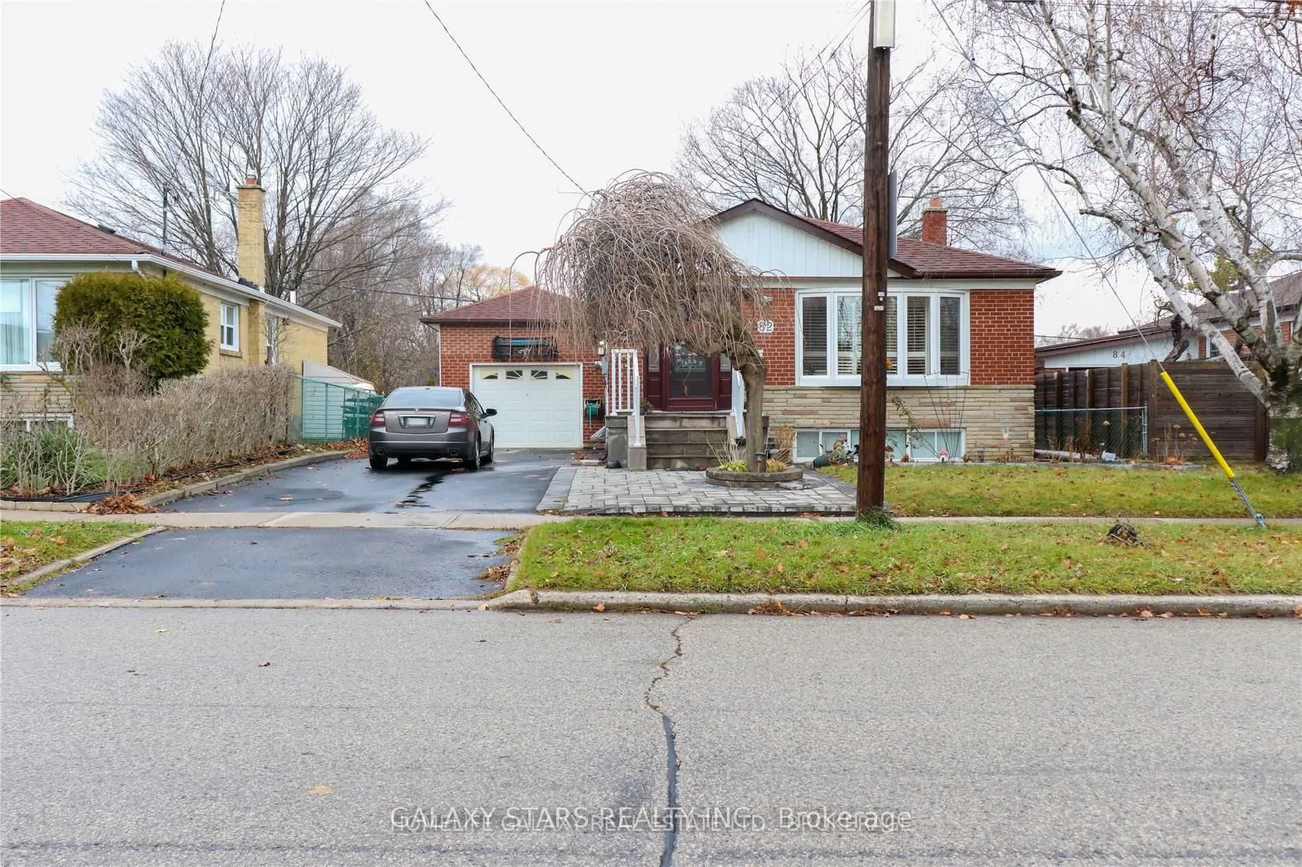 82 Nelson Street, #Main