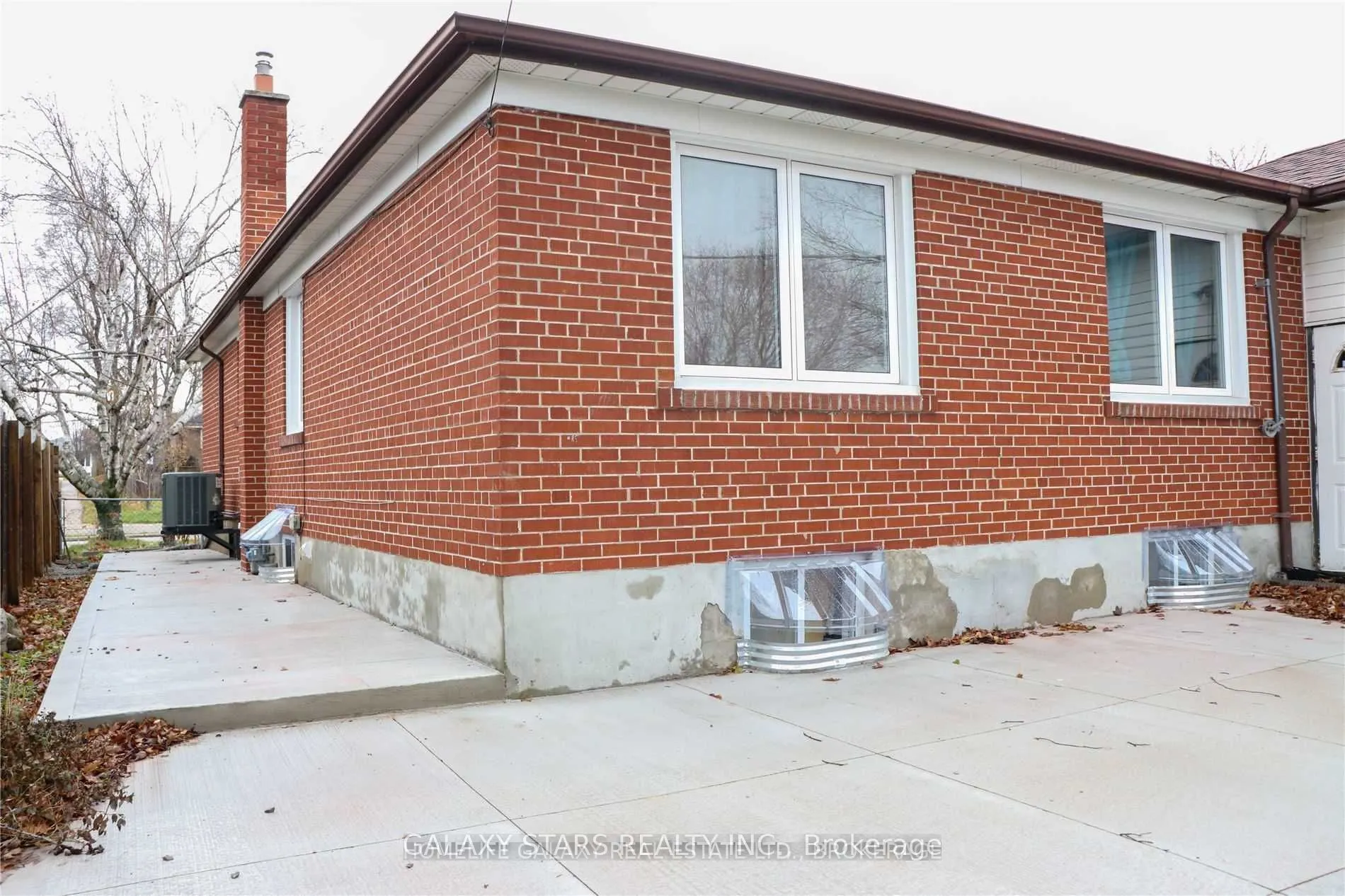 82 Nelson Street, #Main