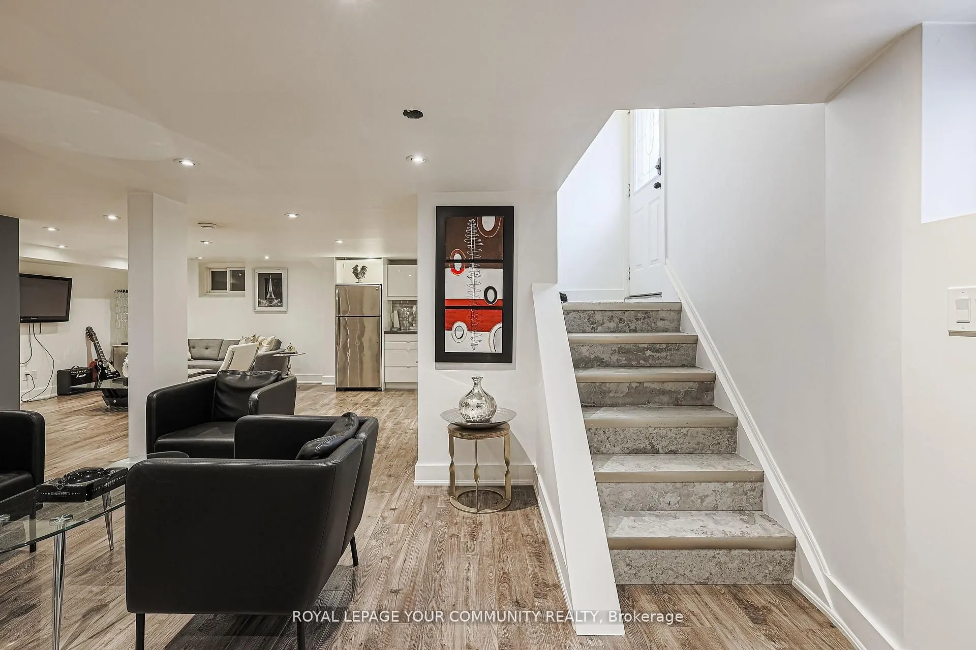 52 Princeway Drive