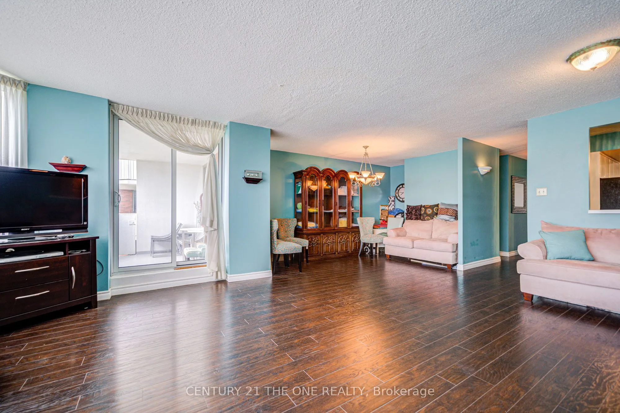 121 Ling Road, #808
