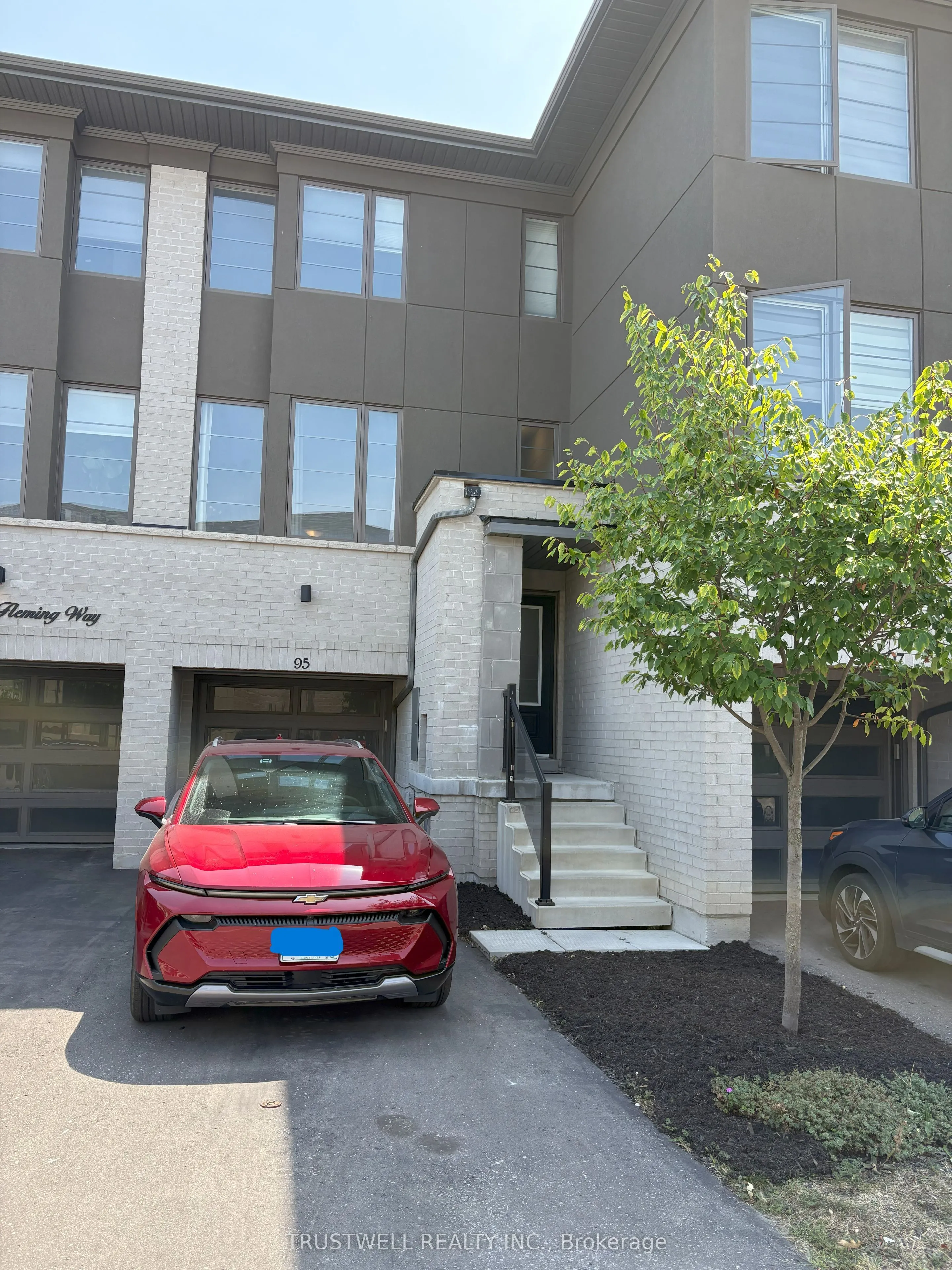 95 Donald Fleming Way, #119