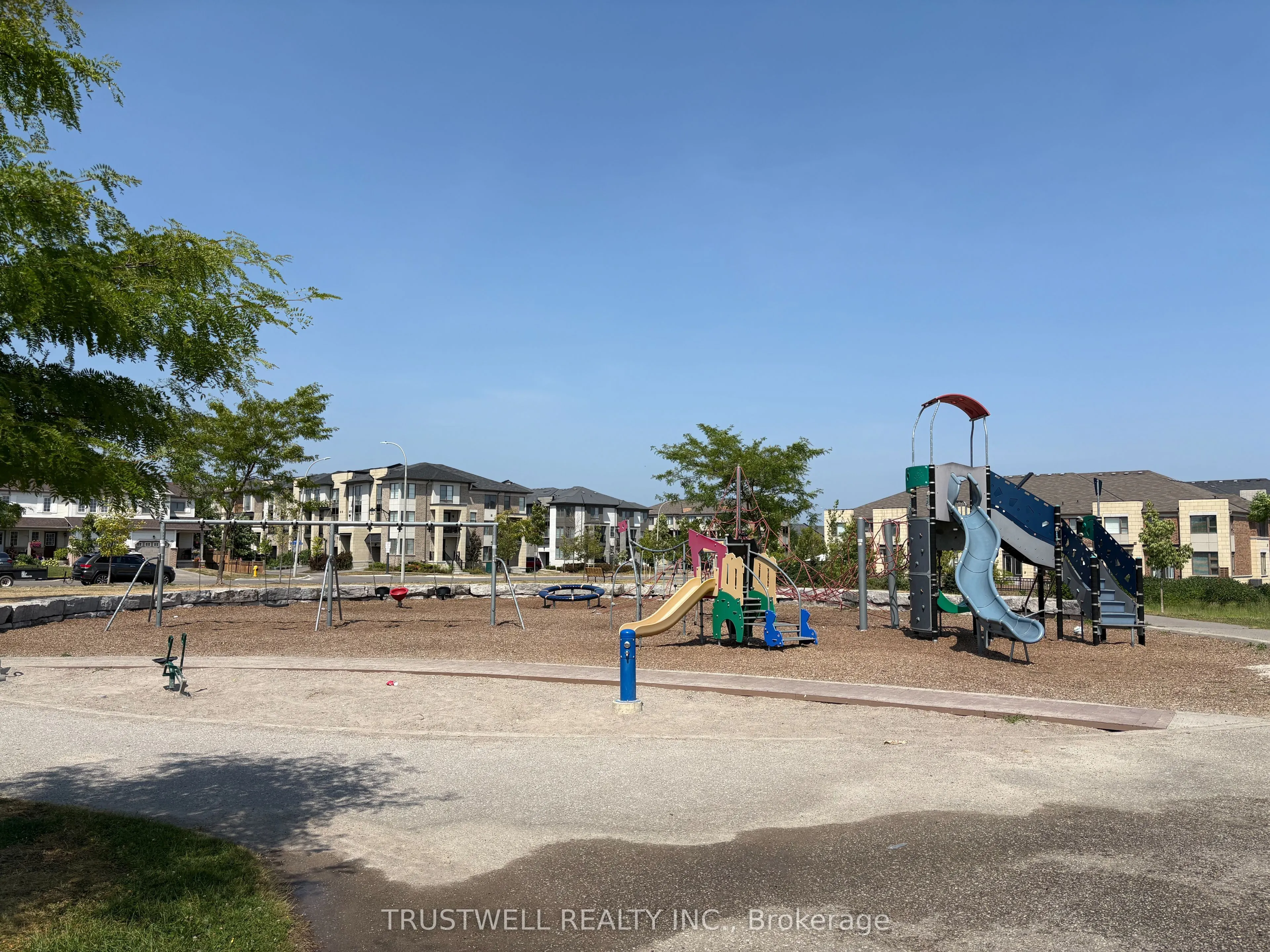 95 Donald Fleming Way, #119
