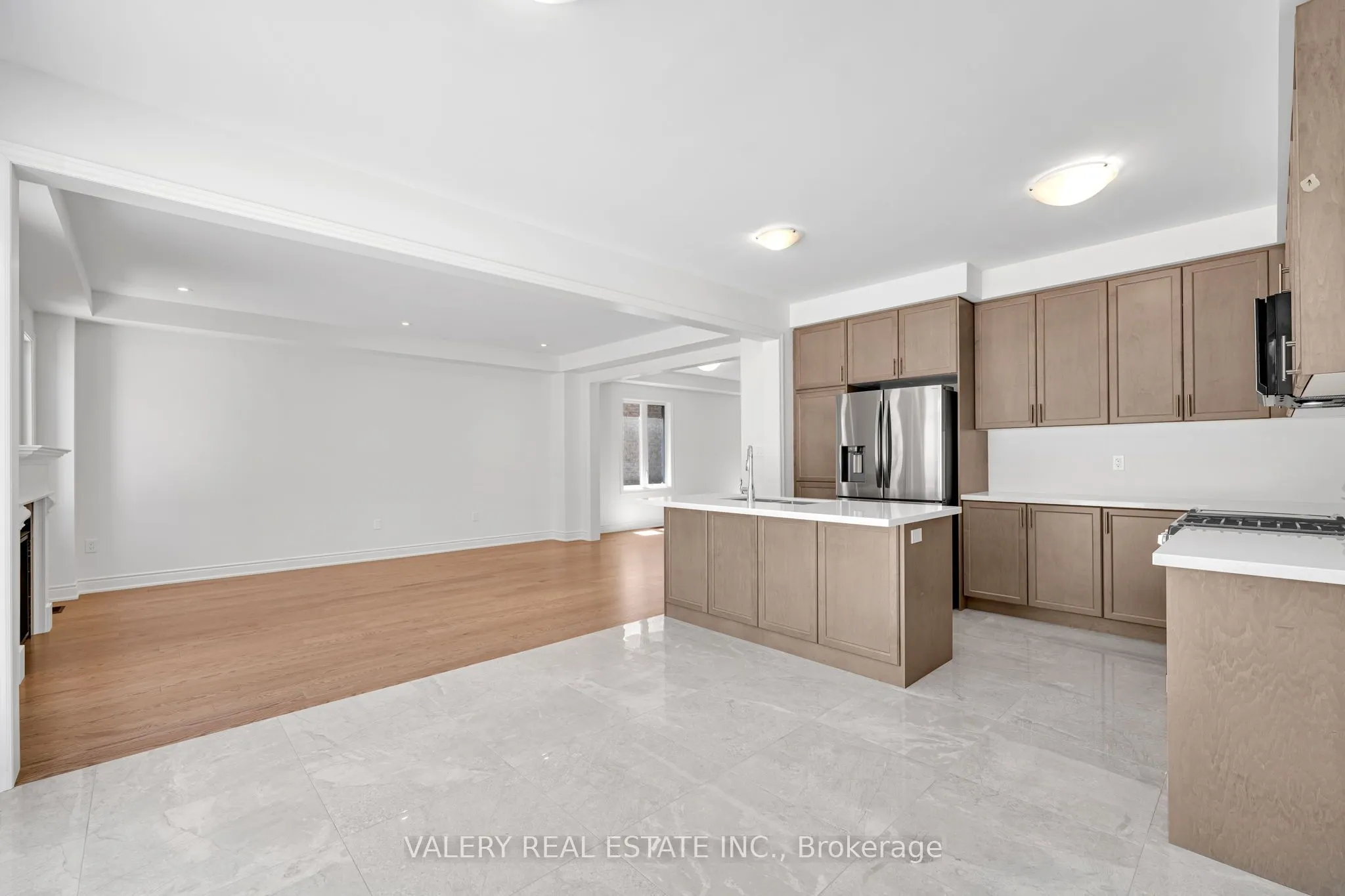 2244 Crystal Drive