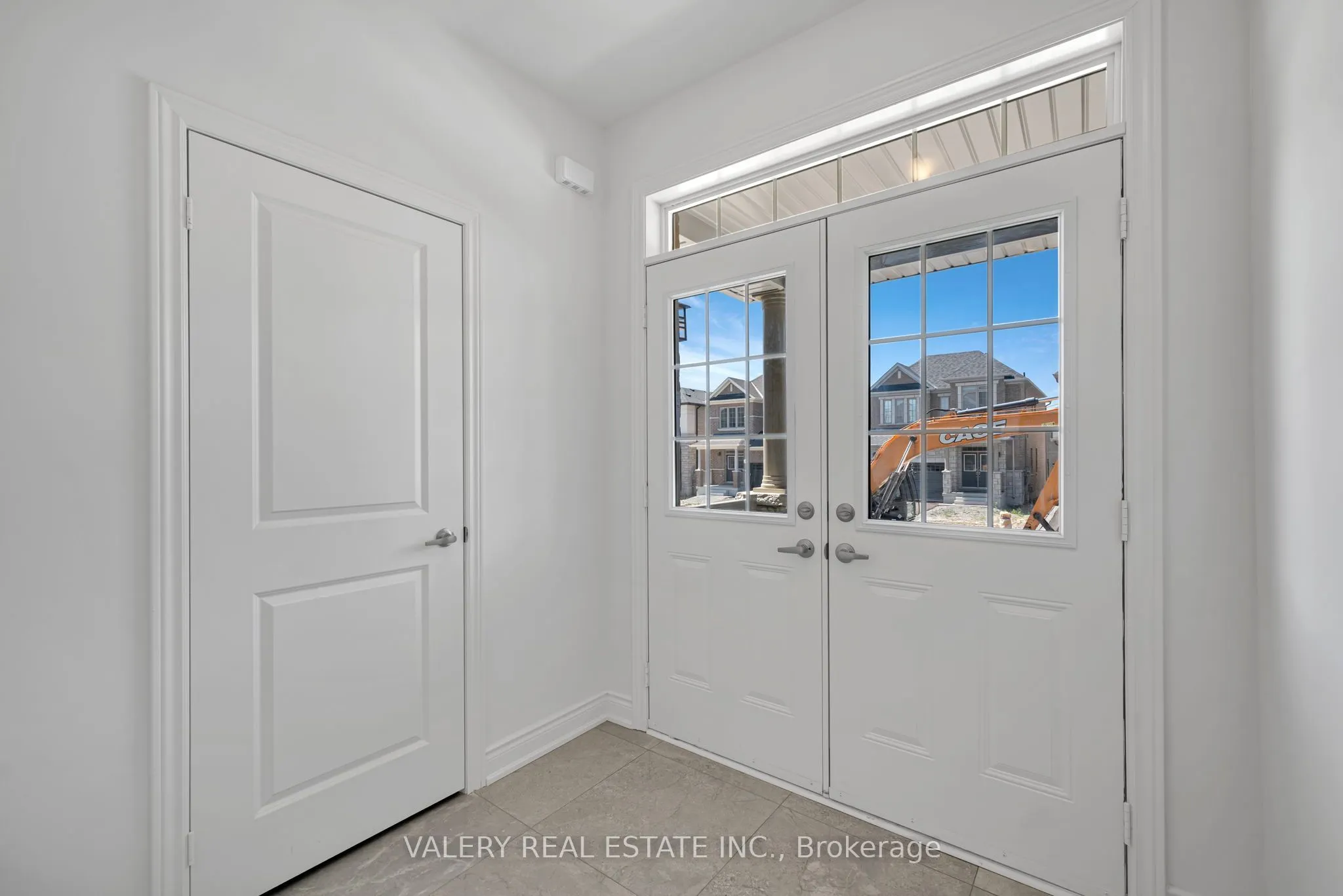 2244 Crystal Drive