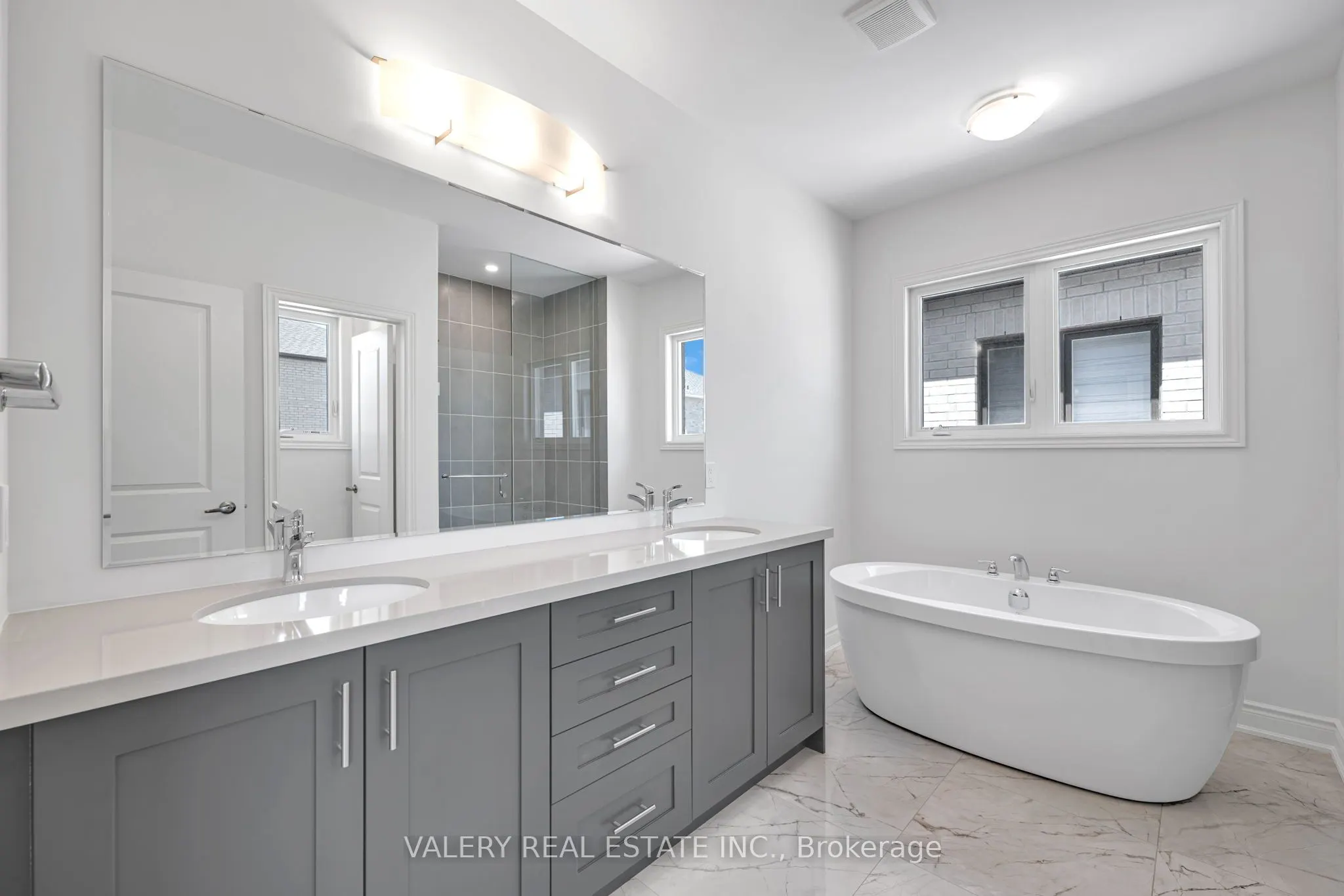 2244 Crystal Drive