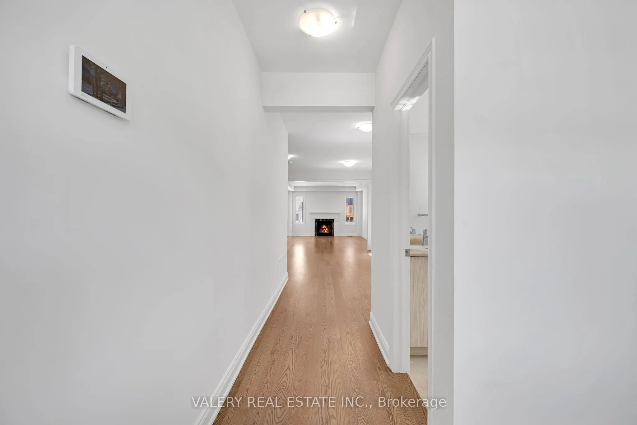 2244 Crystal Drive