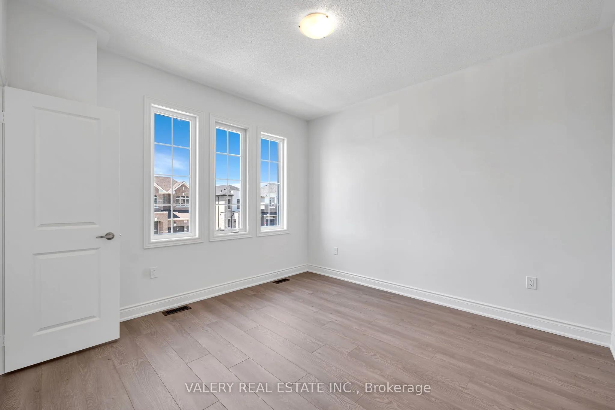 2244 Crystal Drive