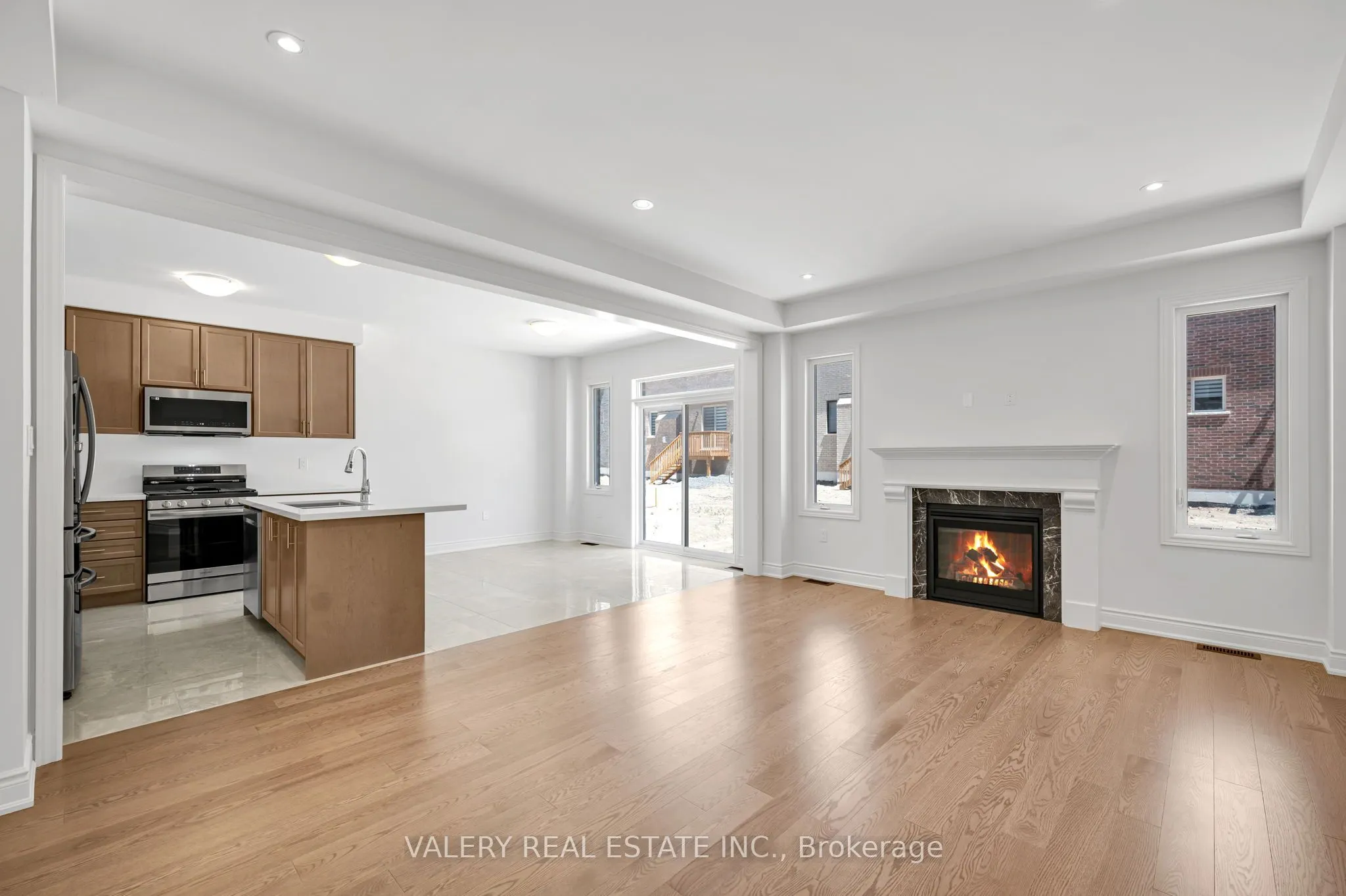 2244 Crystal Drive