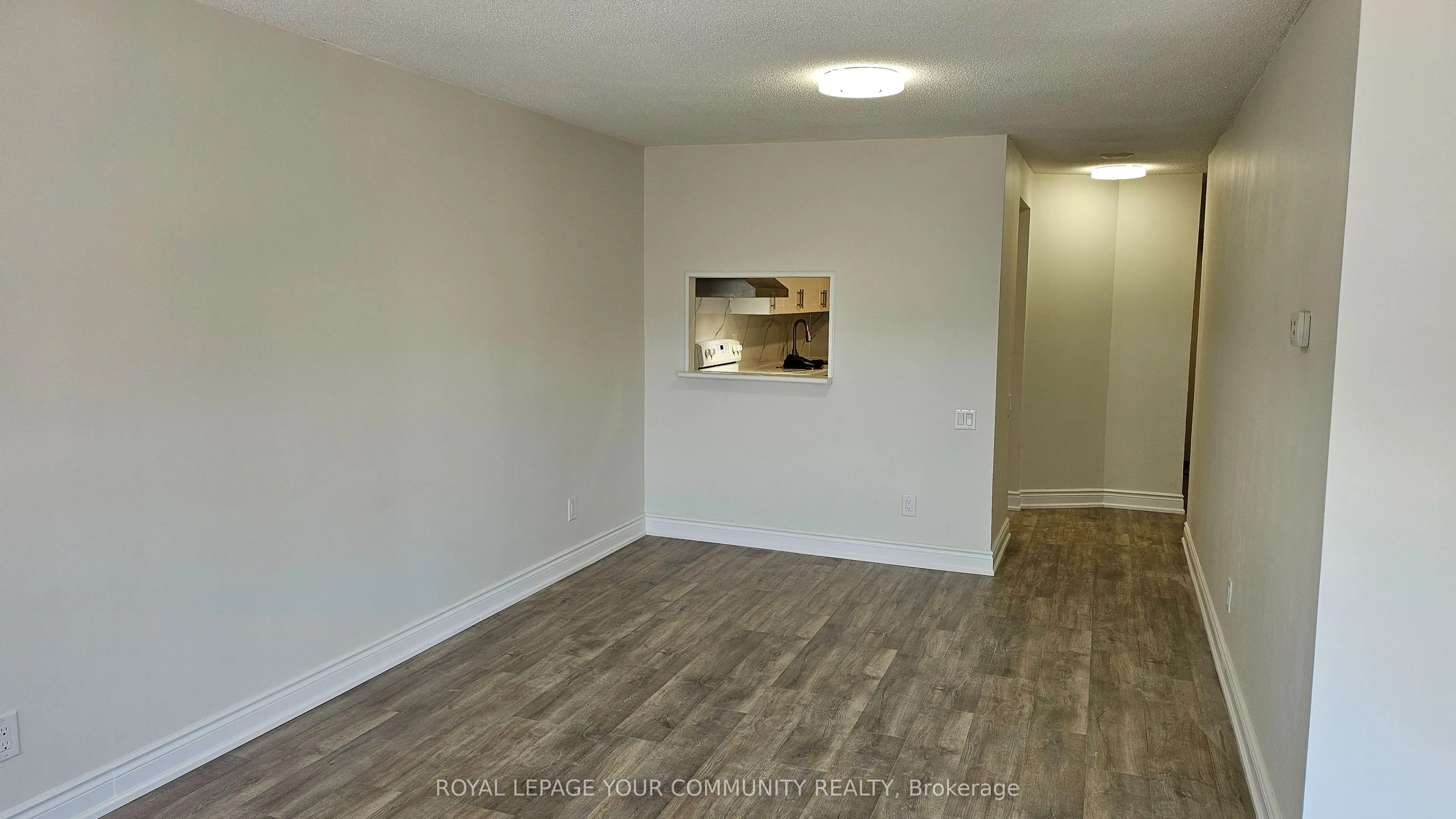 2466 Eglinton Avenue E, #1203