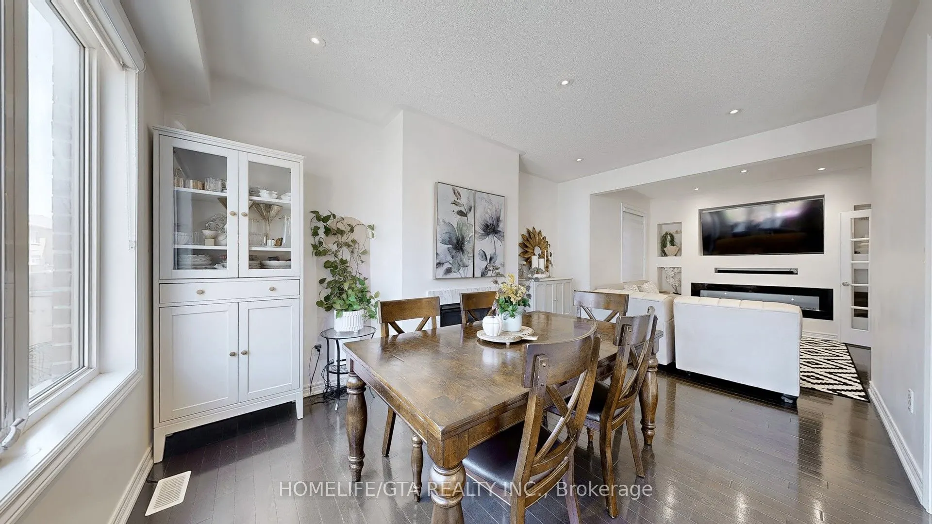 4 Auckland Drive, #Main