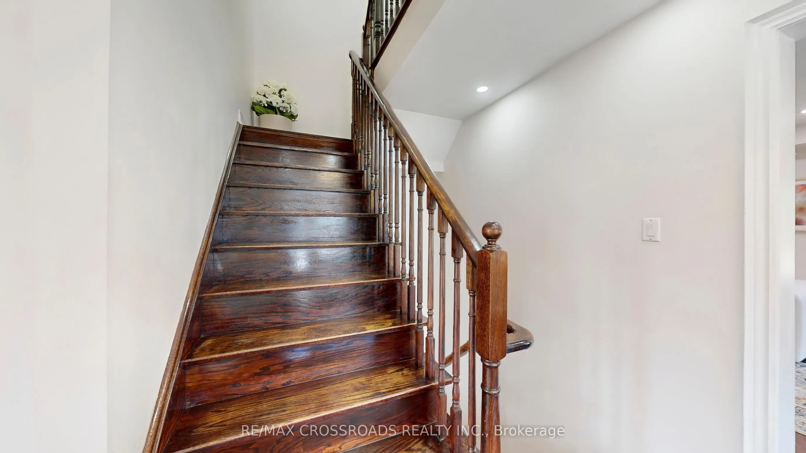 2436 Tillings Road