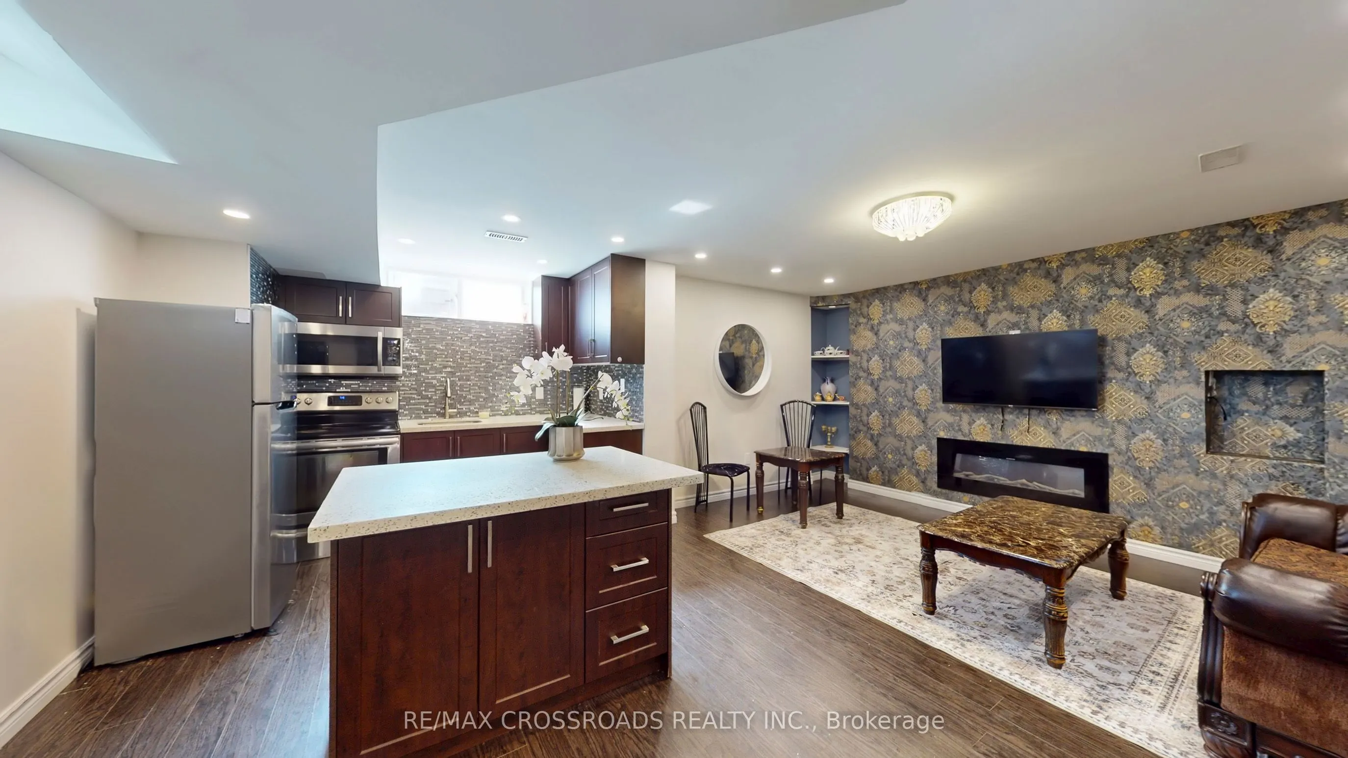 2436 Tillings Road