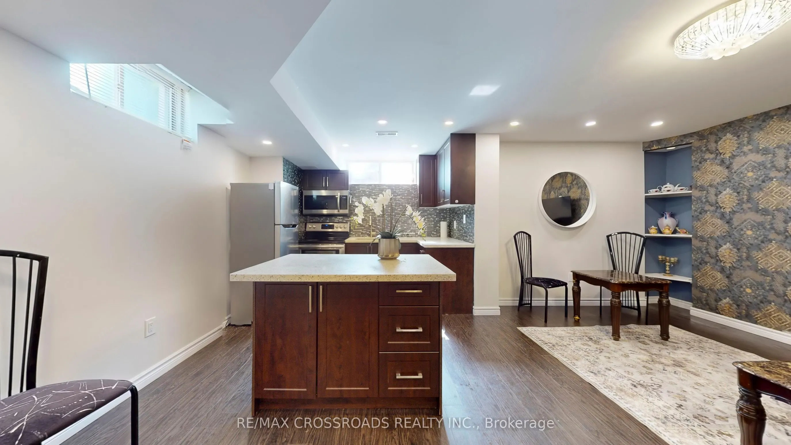 2436 Tillings Road